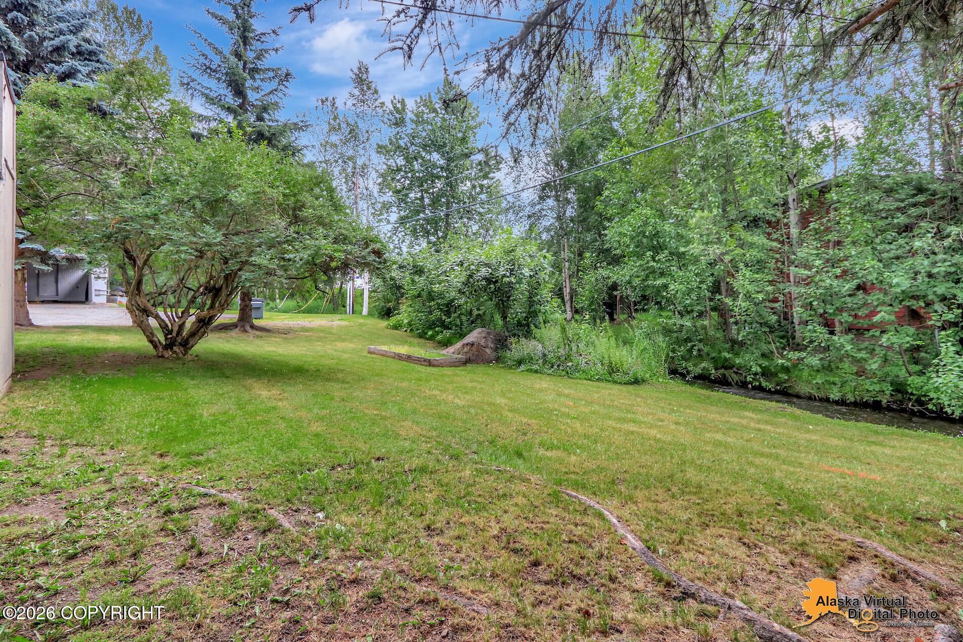 7440 Glade Place Property Photo 6