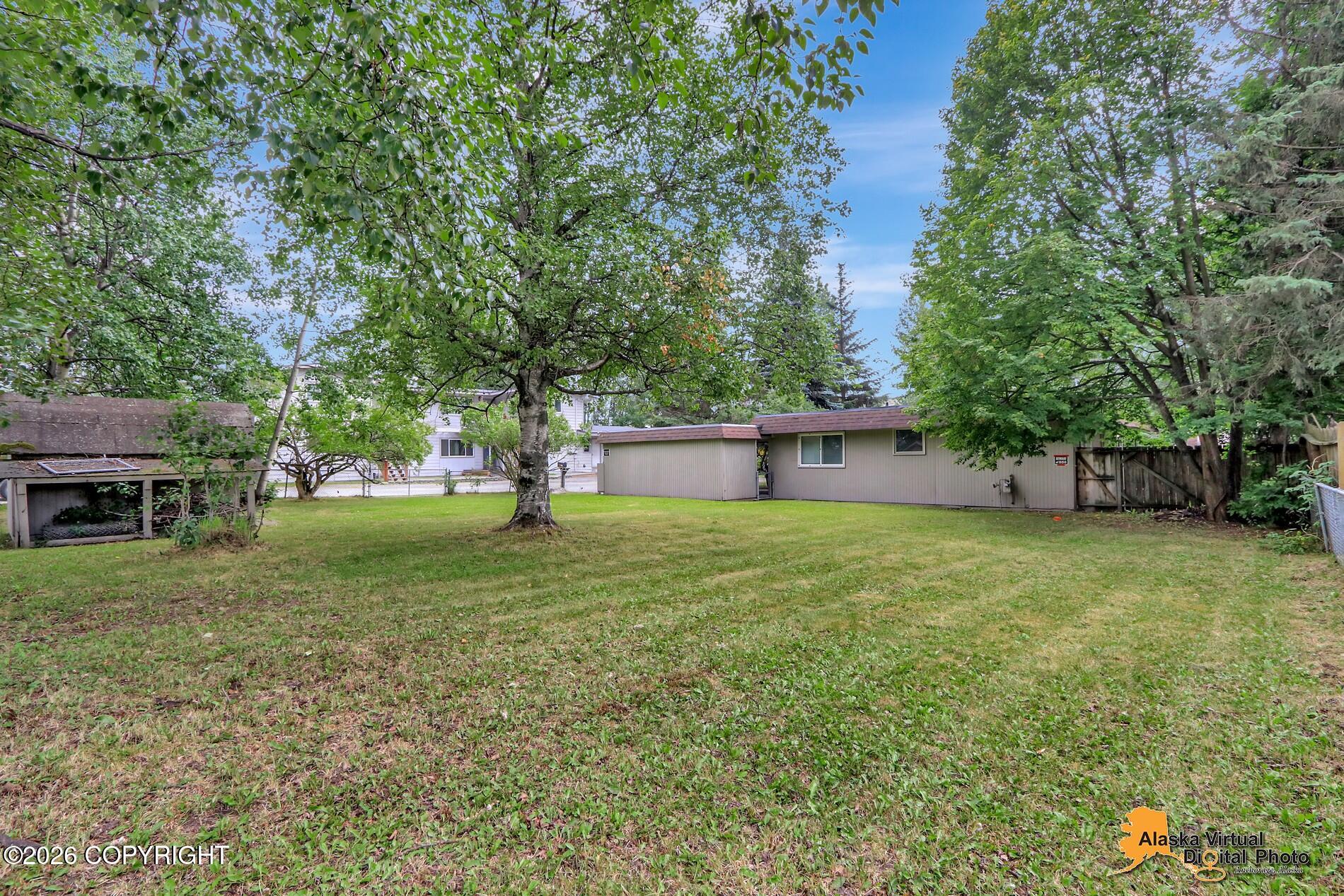 7440 Glade Place Property Photo 7