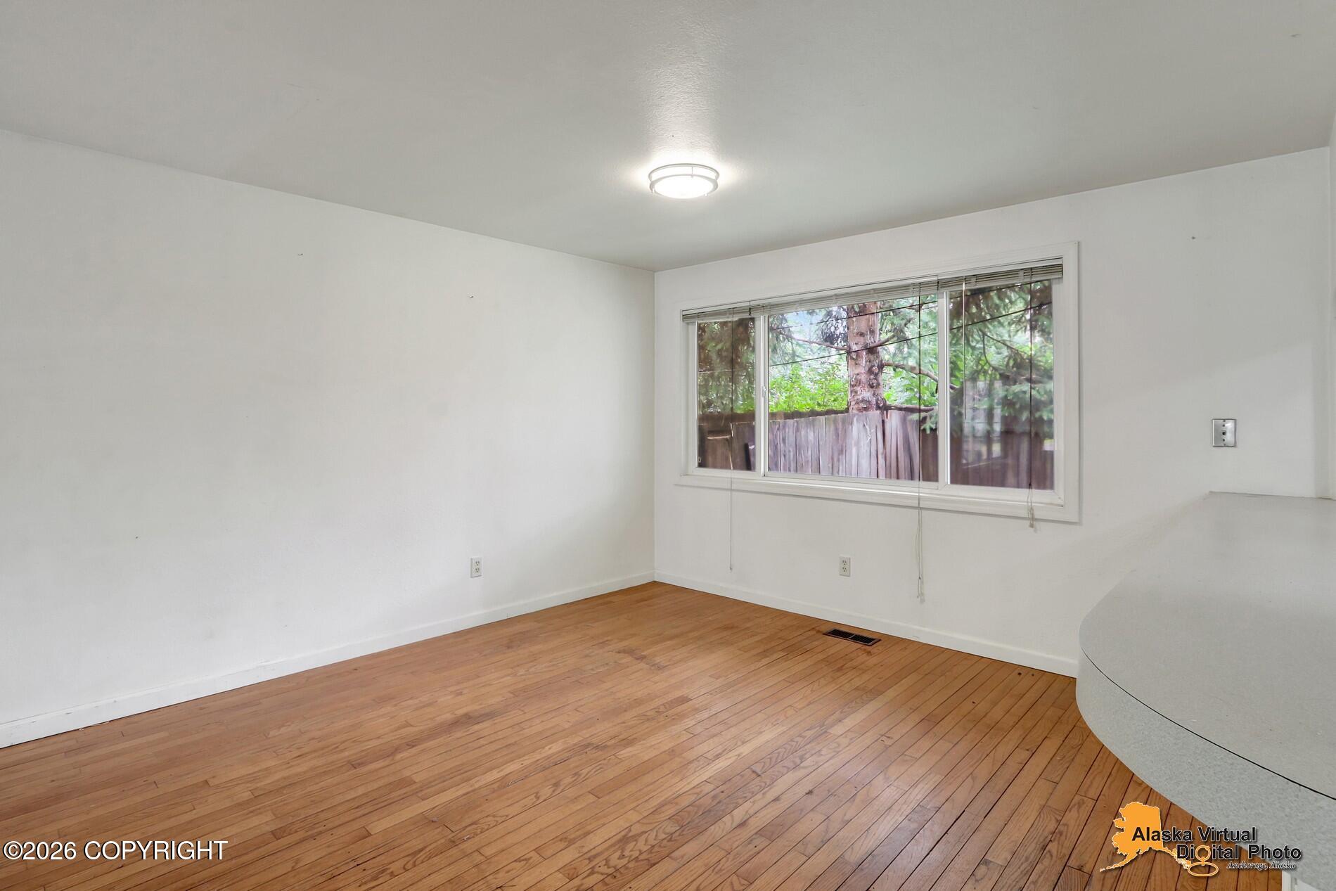 7440 Glade Place Property Photo 19