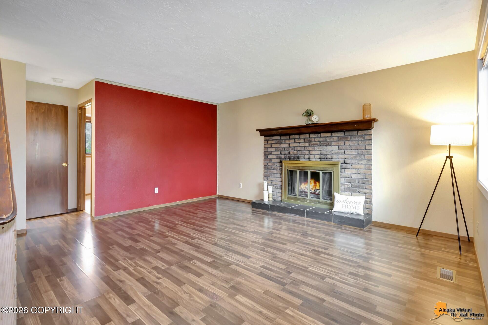 11840 Suncrest Drive Property Photo 6