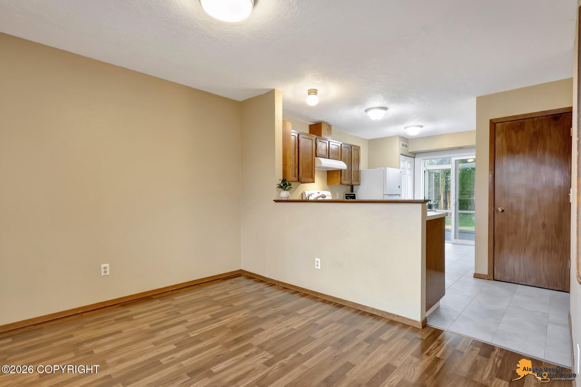 11840 Suncrest Drive Property Photo 10