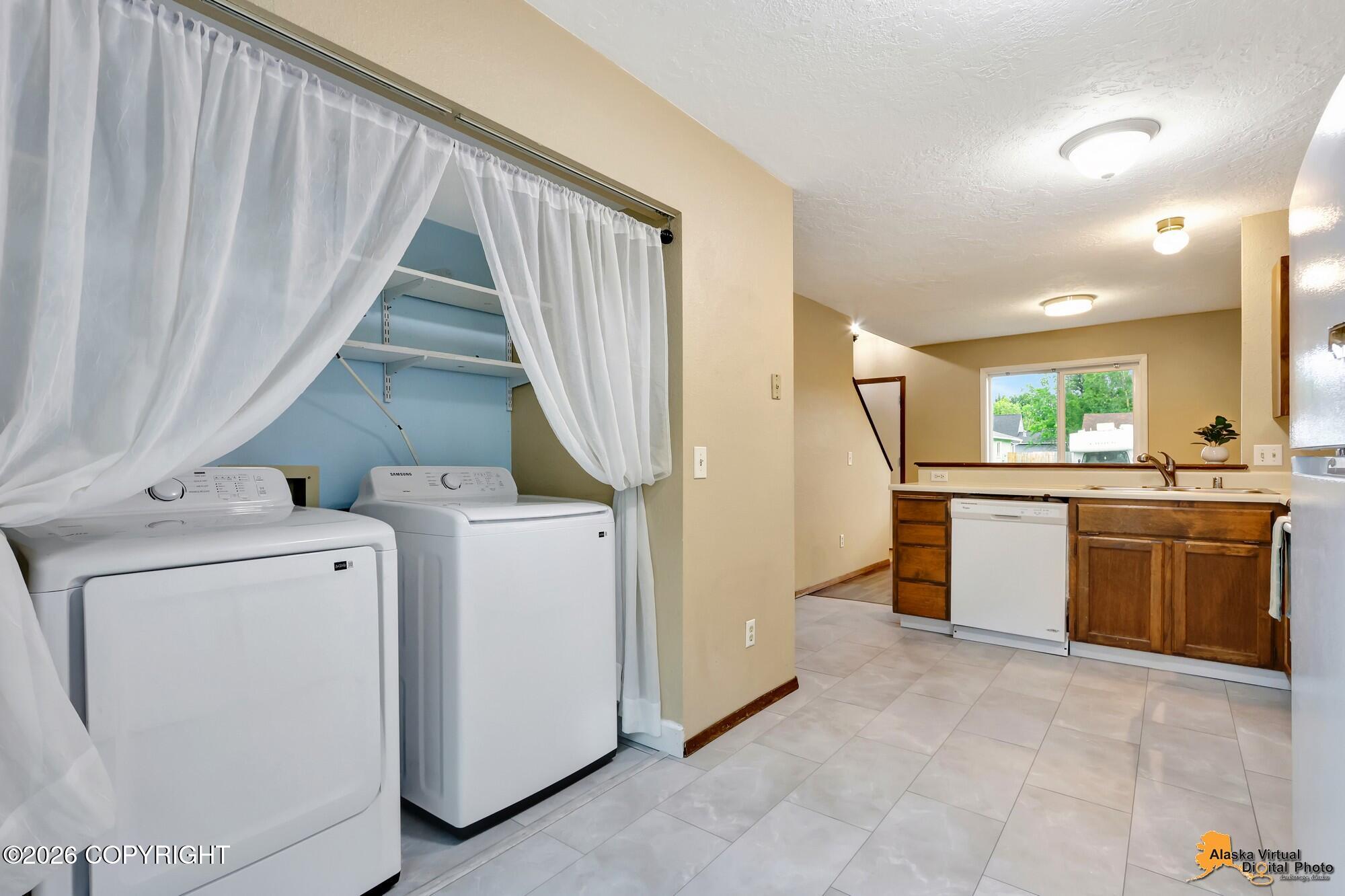11840 Suncrest Drive Property Photo 17