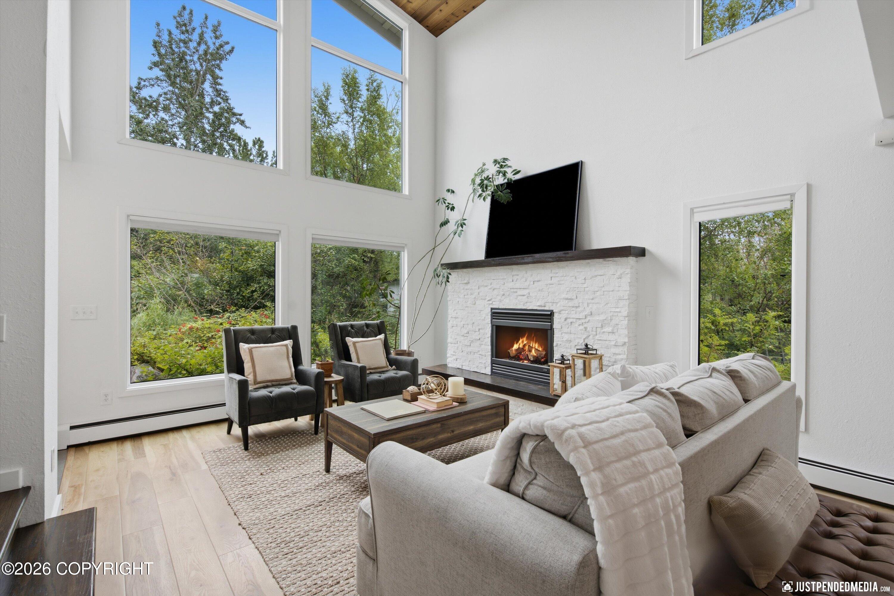 10014 Main Tree Drive Property Photo 5