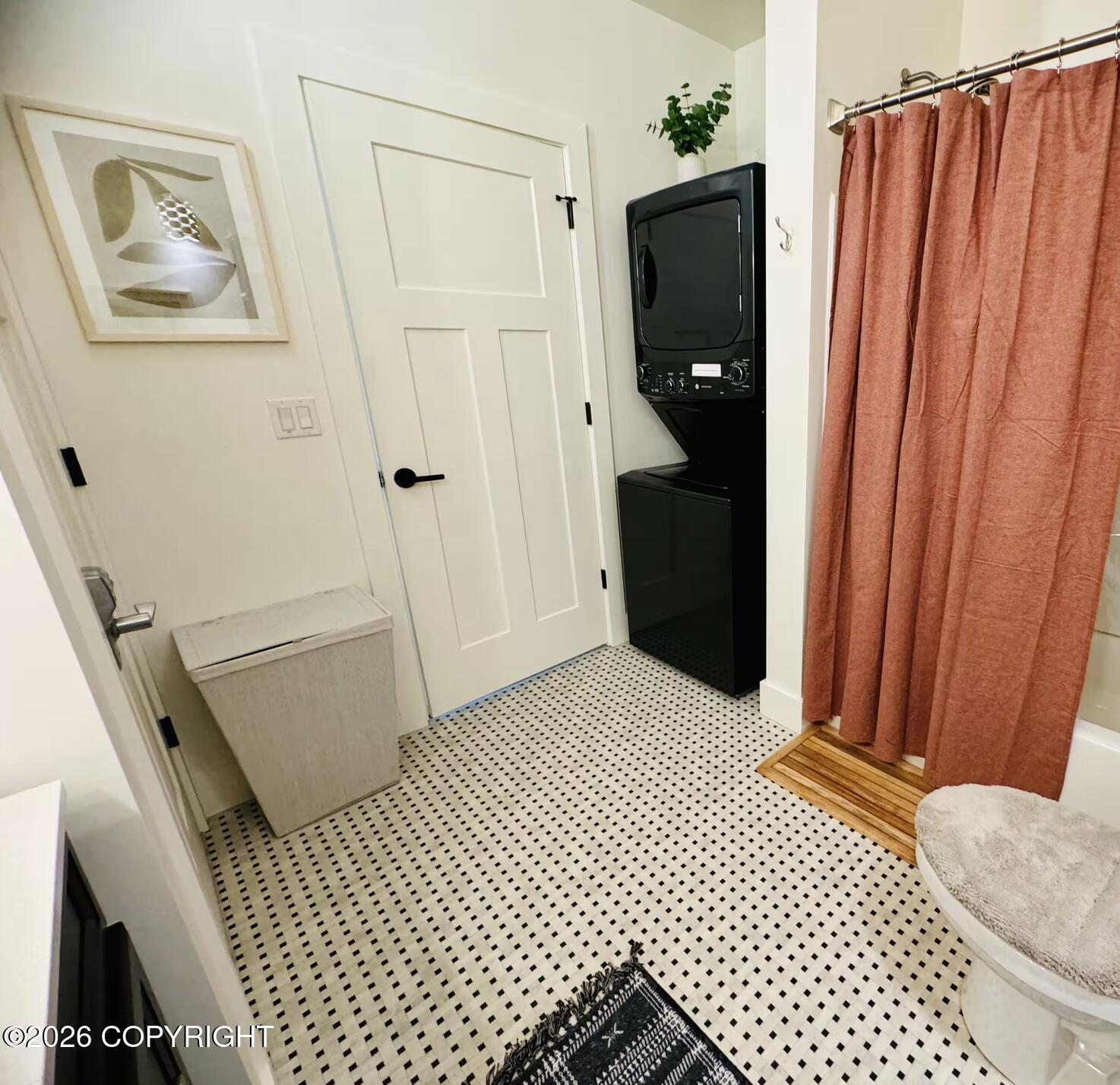 1910 S River Drive Property Photo 73