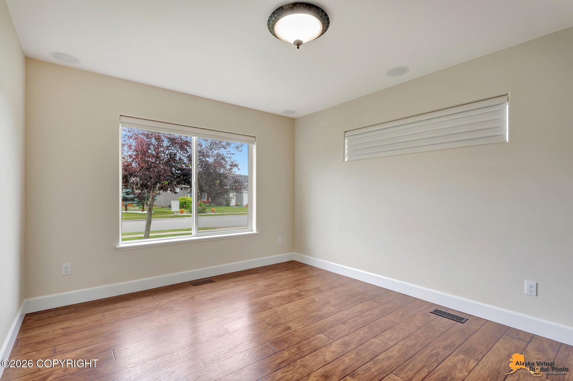 5605 Grand Teton Loop Property Photo 9