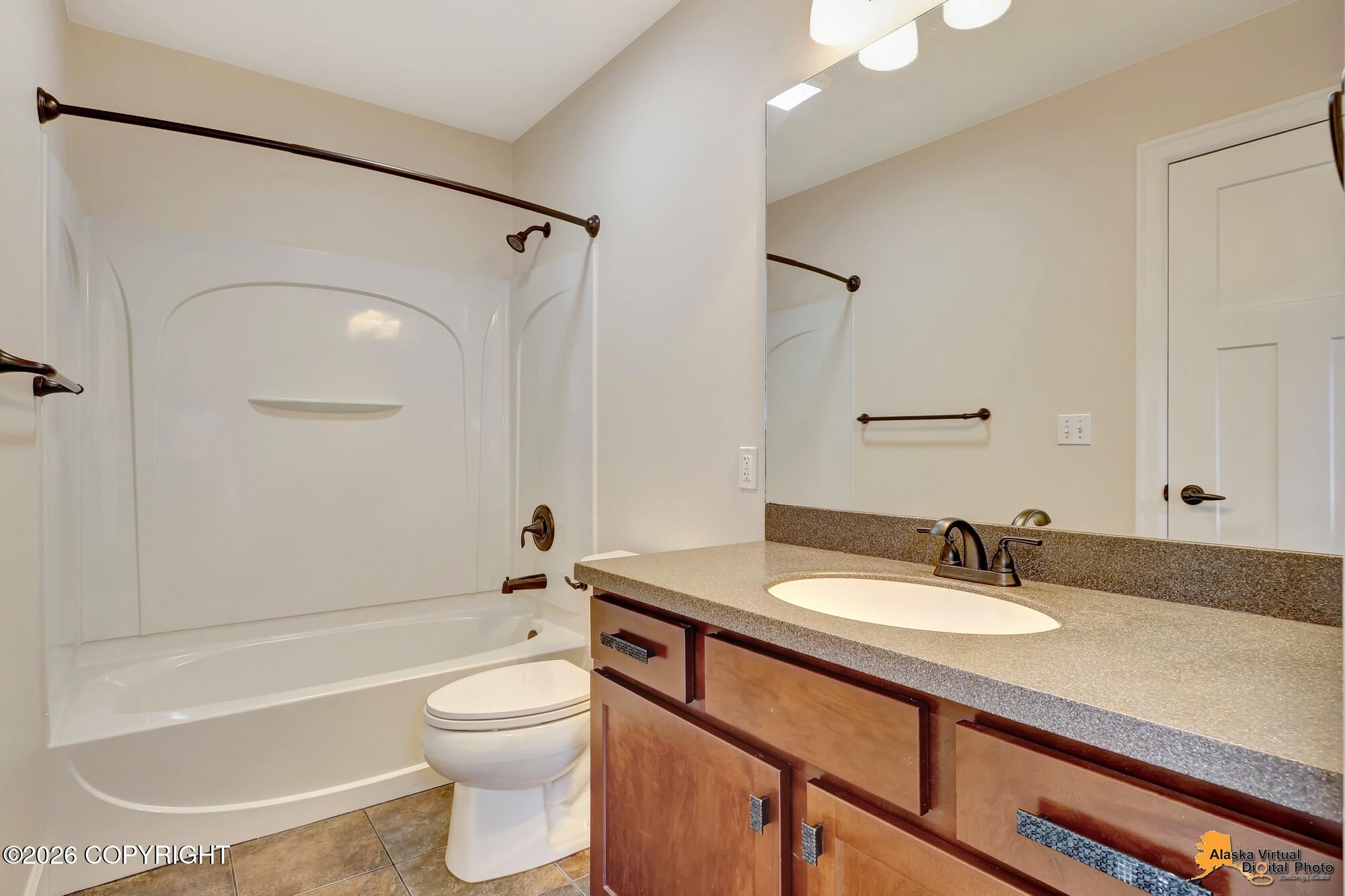 5605 Grand Teton Loop Property Photo 11