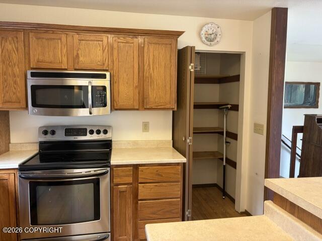 3700 Gary Cooper Circle Property Photo 10