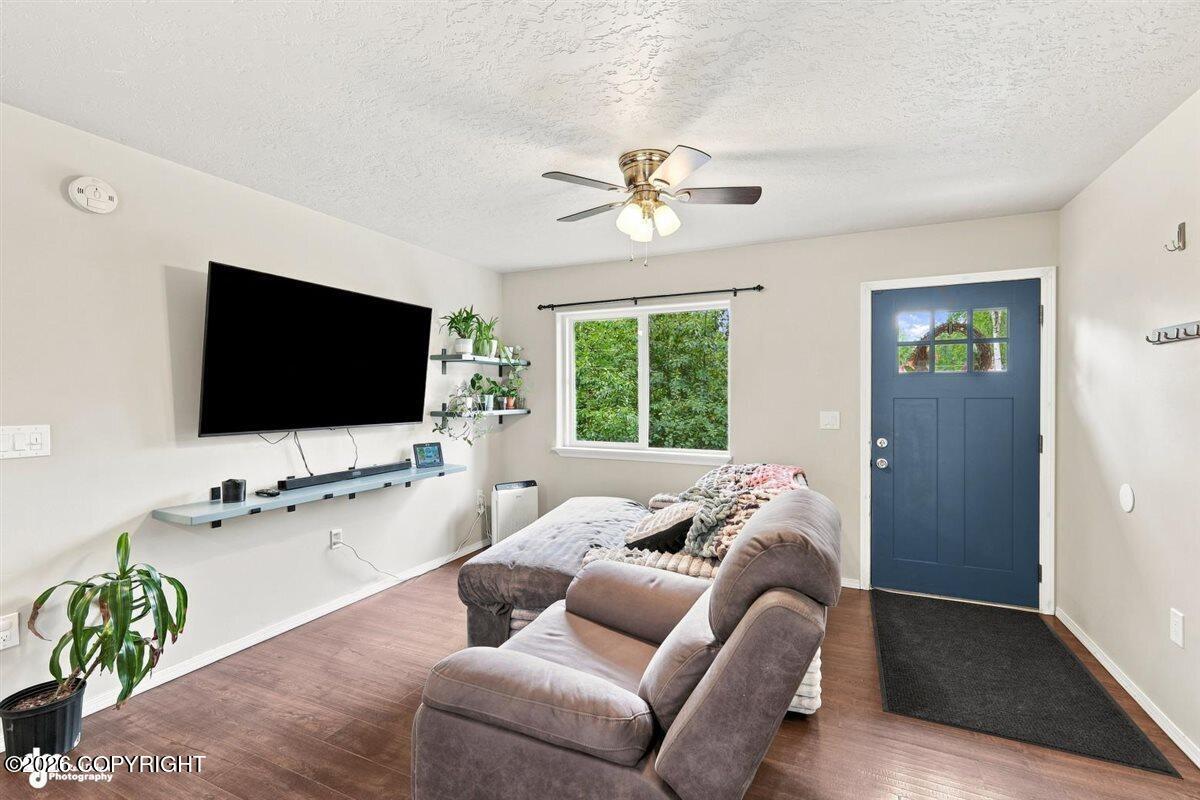 9663 W Demar Avenue Property Photo 9