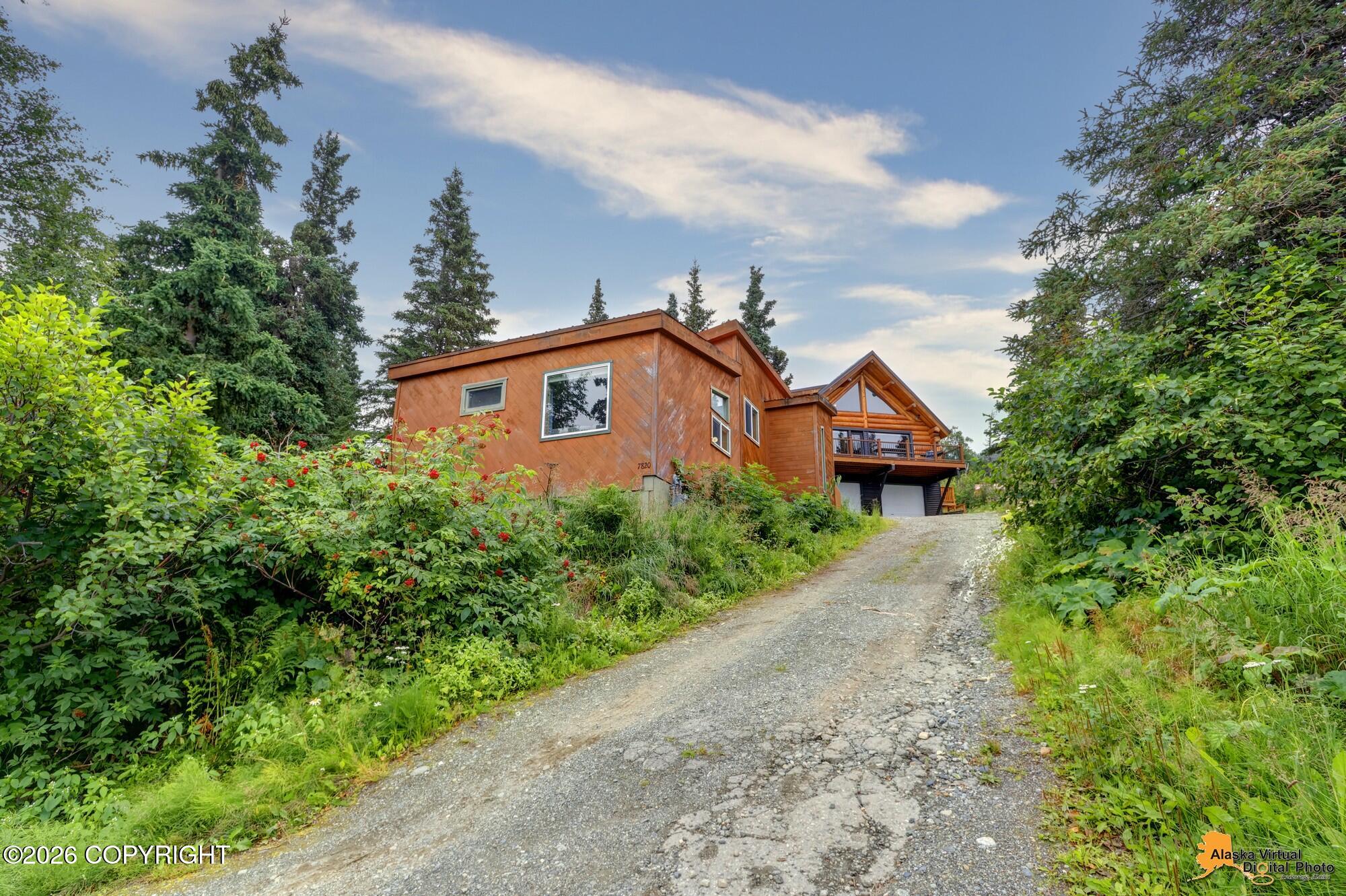 7820 Viola Circle Property Photo 4