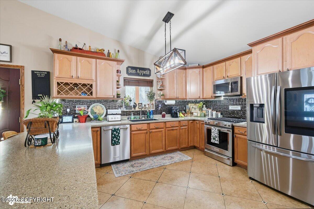 1000 S Ridgecrest Road Property Photo 33