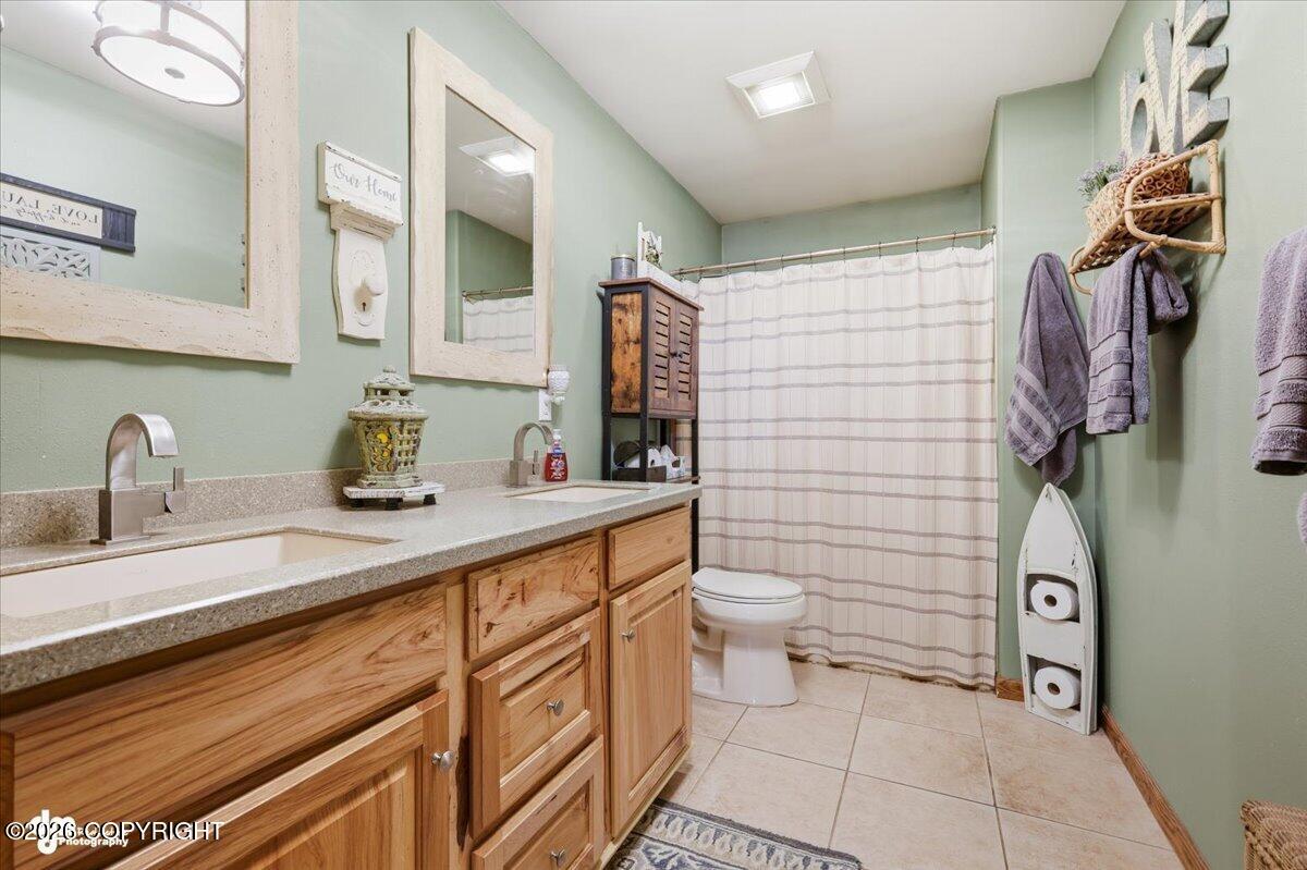1000 S Ridgecrest Road Property Photo 40