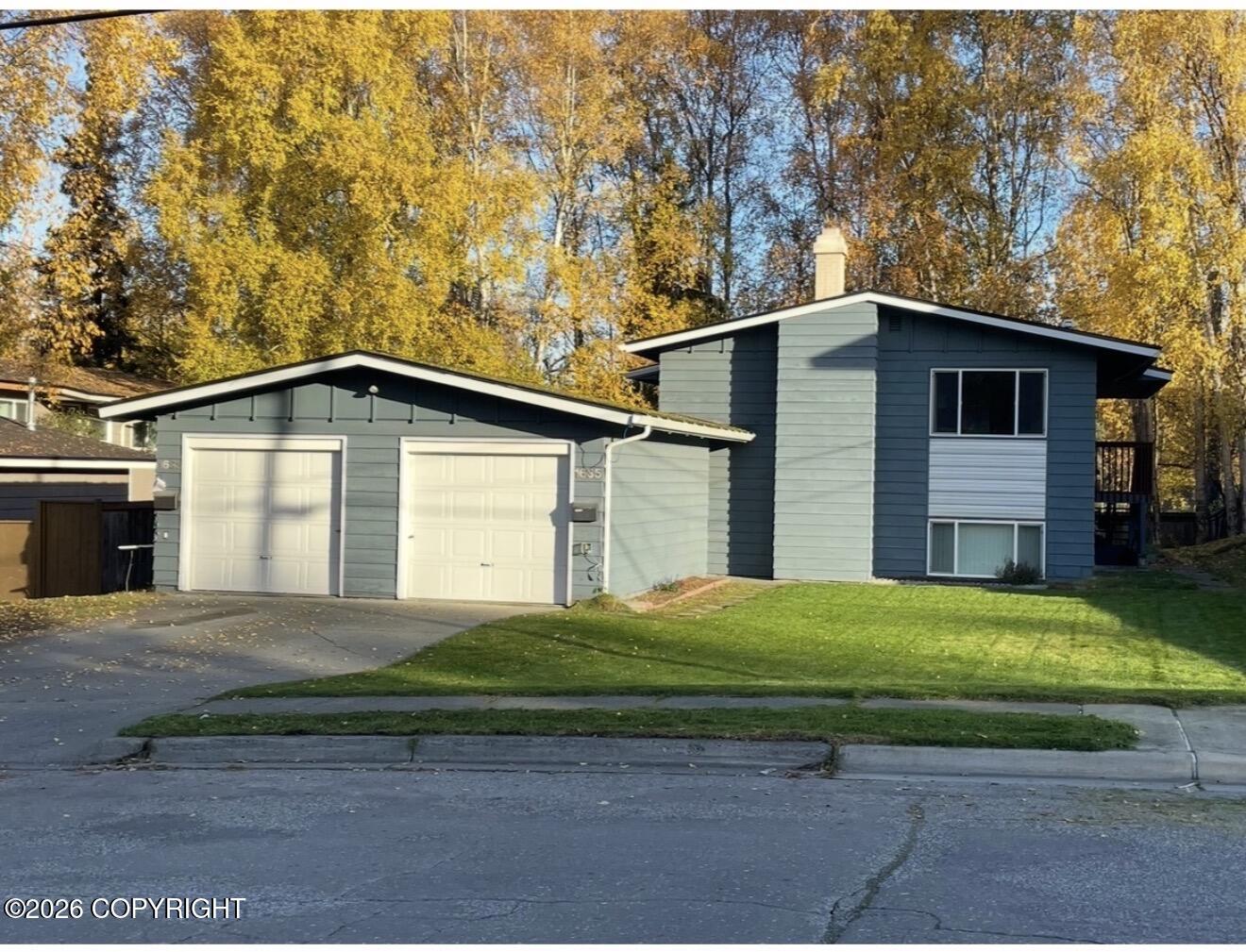 1633 Northwestern Avenue Property Photo 1