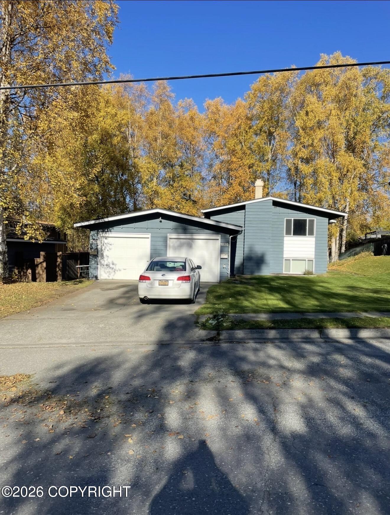 1633 Northwestern Avenue Property Photo 4