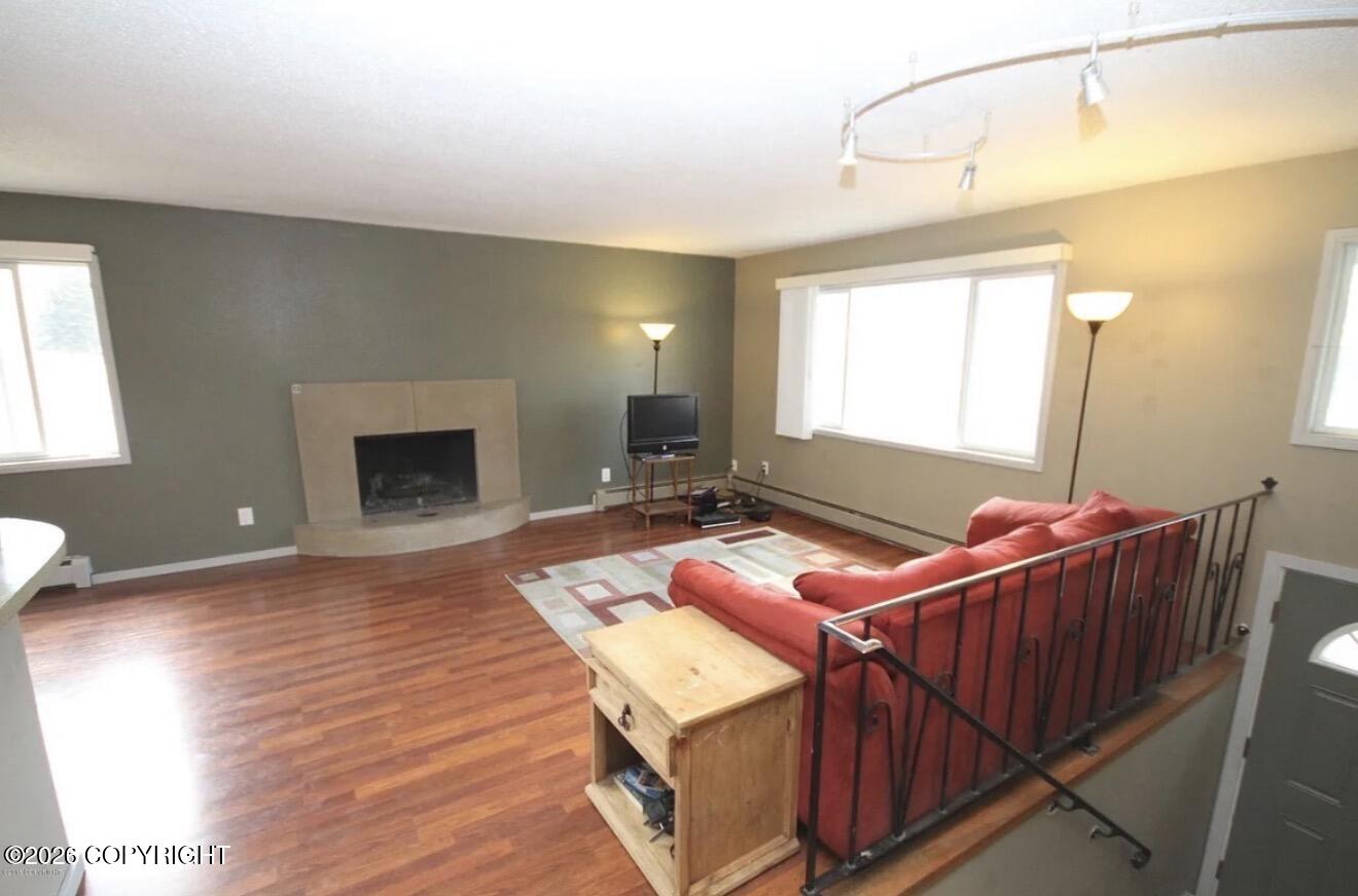 1633 Northwestern Avenue Property Photo 10