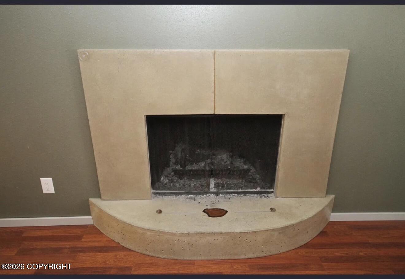 1633 Northwestern Avenue Property Photo 11