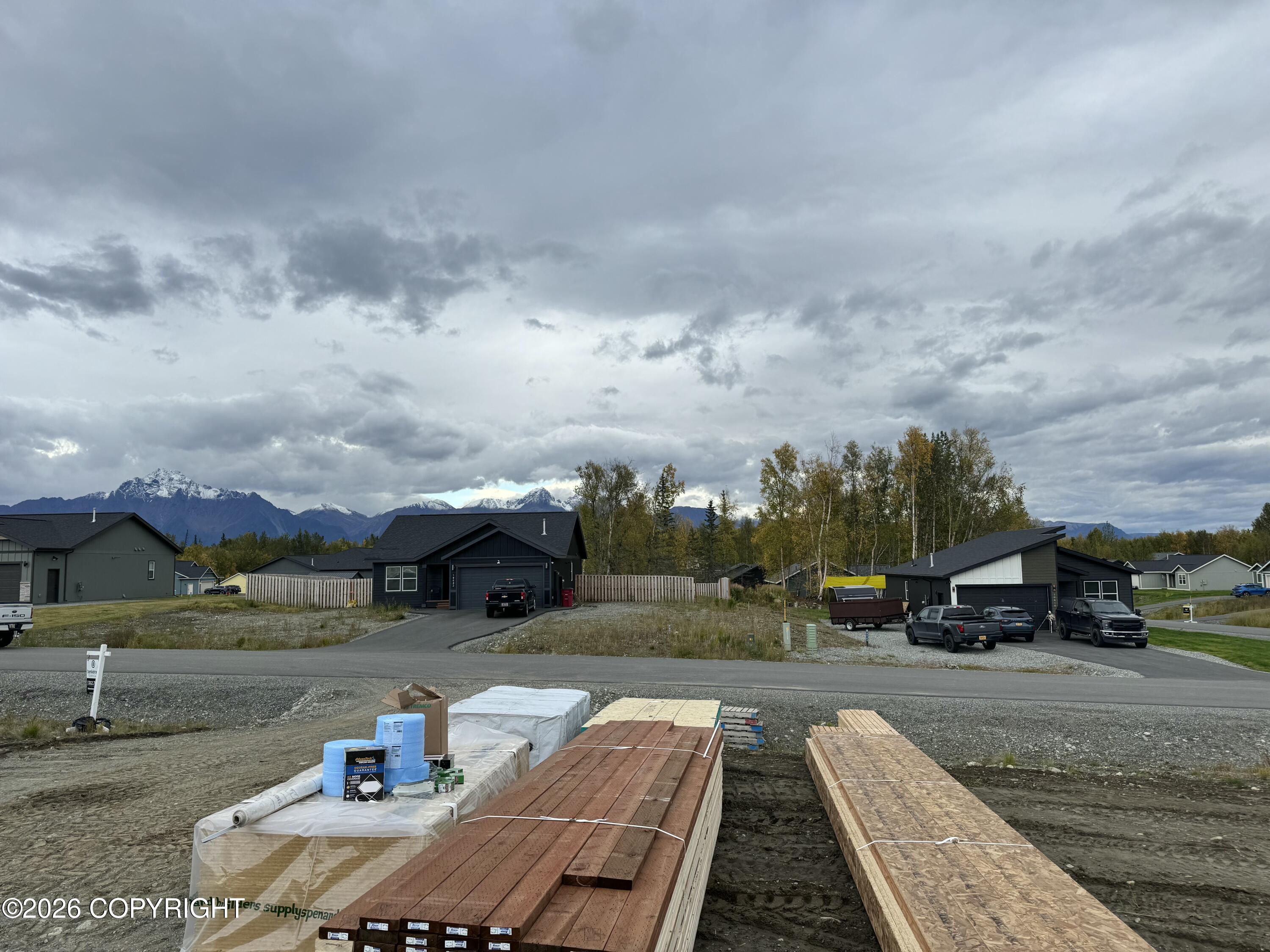 10599 E Heartland Loop Property Photo 3