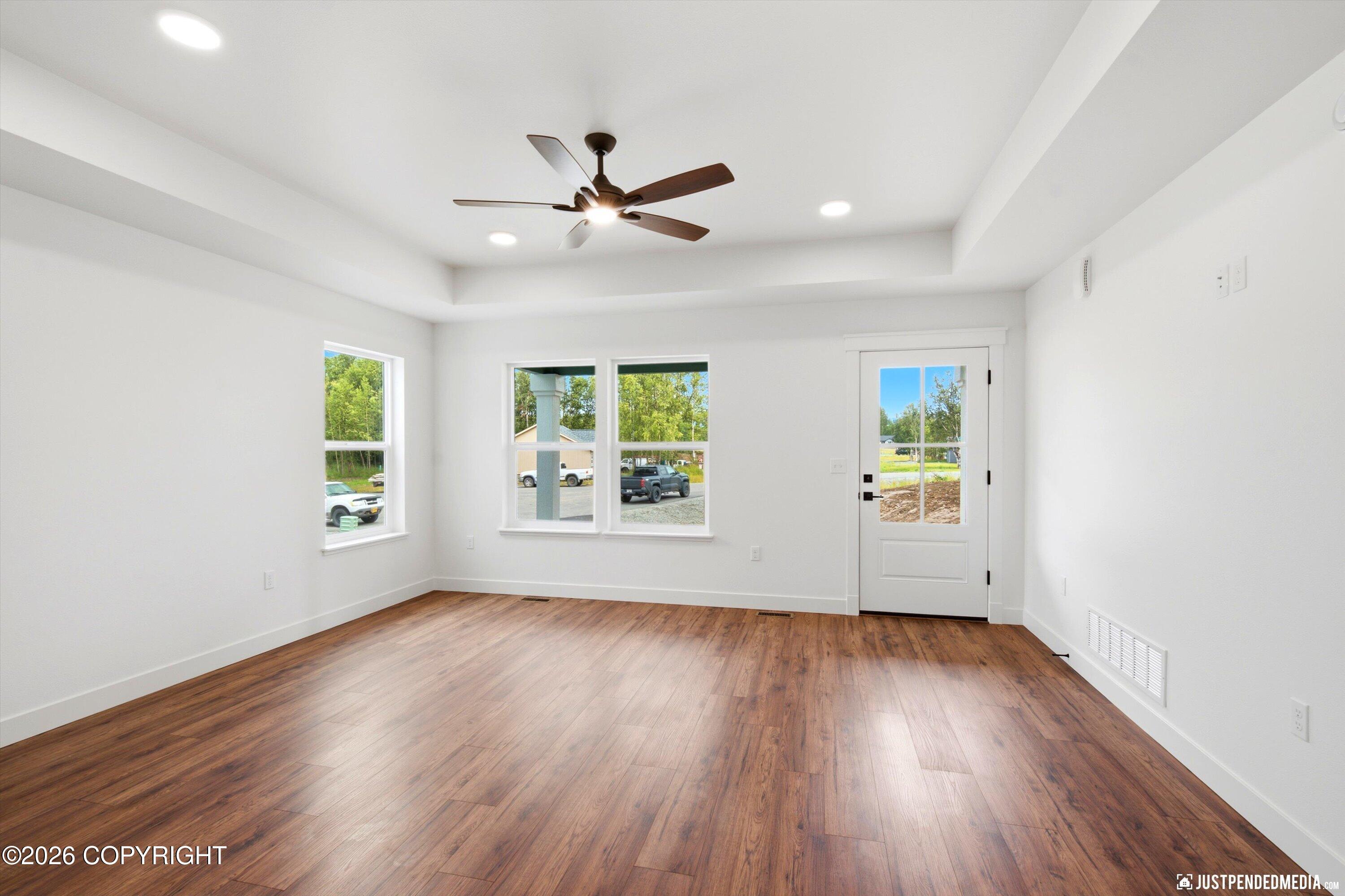10599 E Heartland Loop Property Photo 4