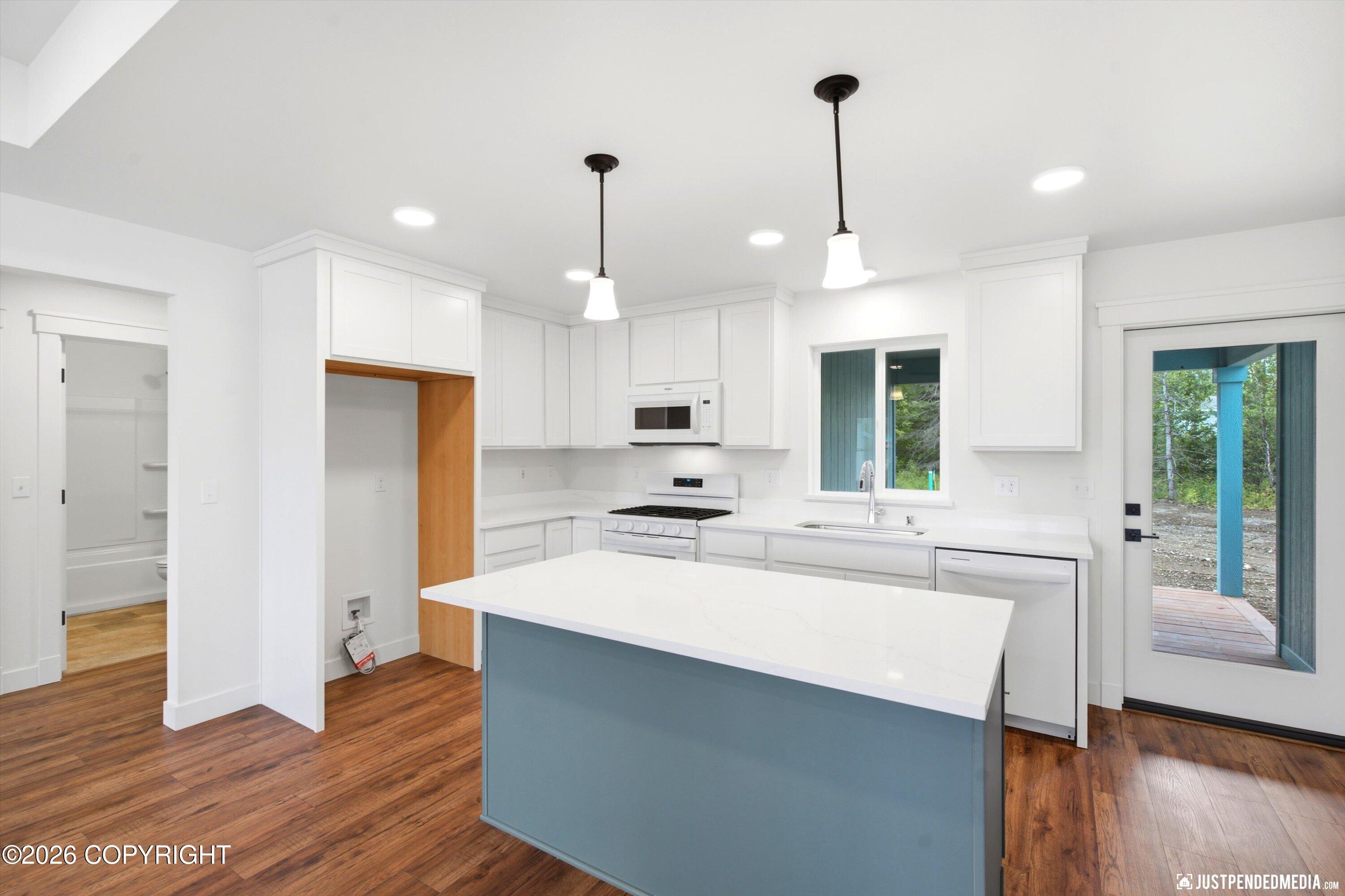 10599 E Heartland Loop Property Photo 8