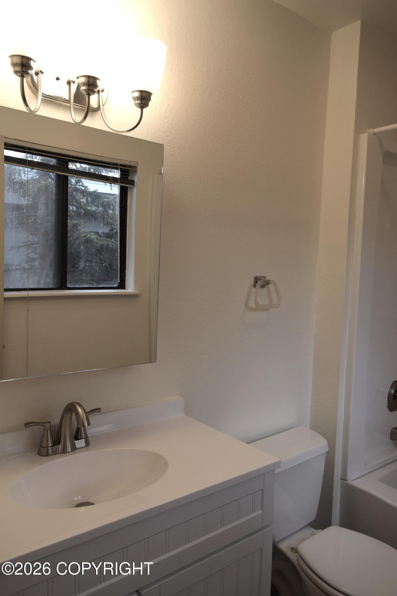 6152 E 12th Avenue #b-7 Property Photo 17