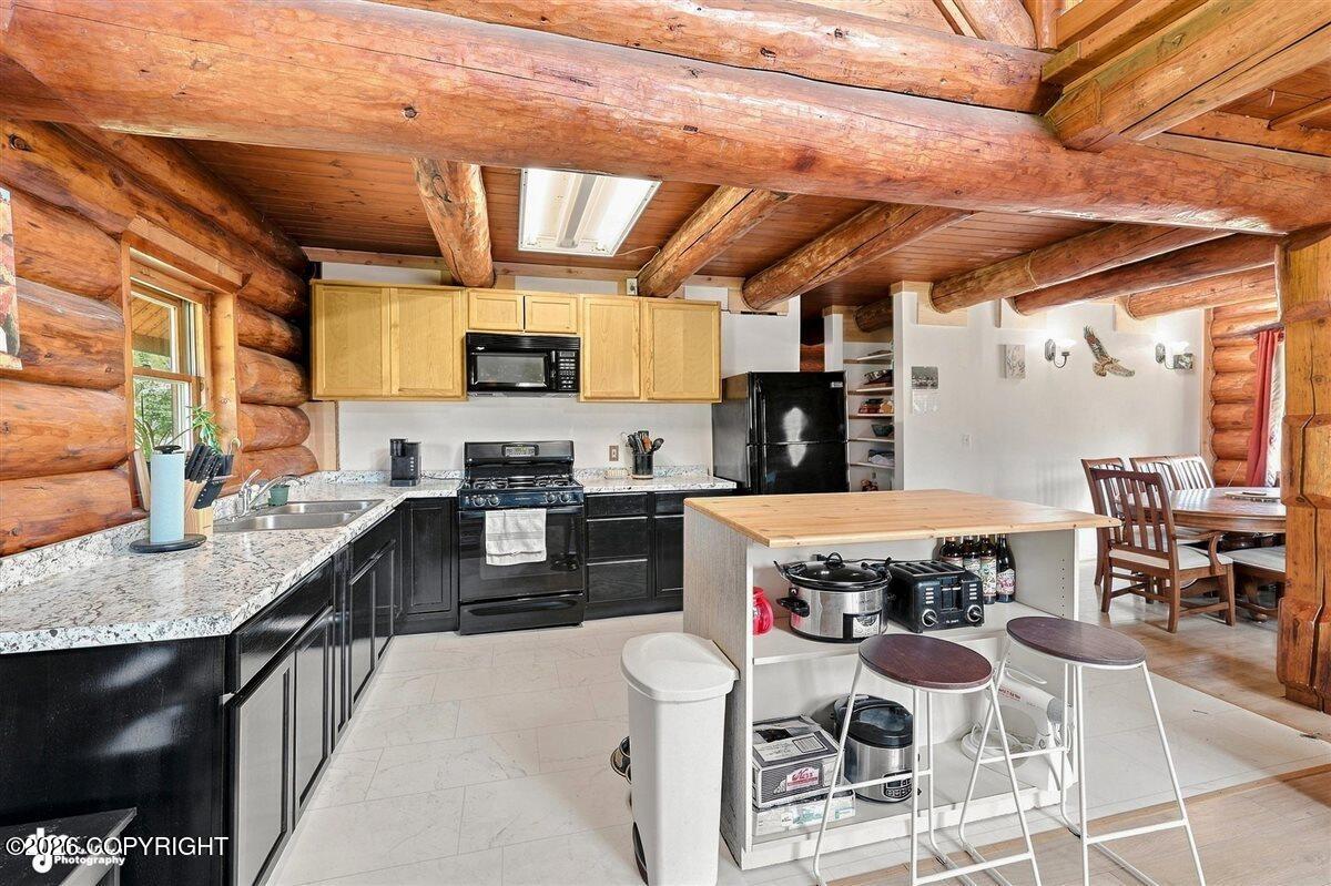 32420 Kingfisher Place Property Photo 11