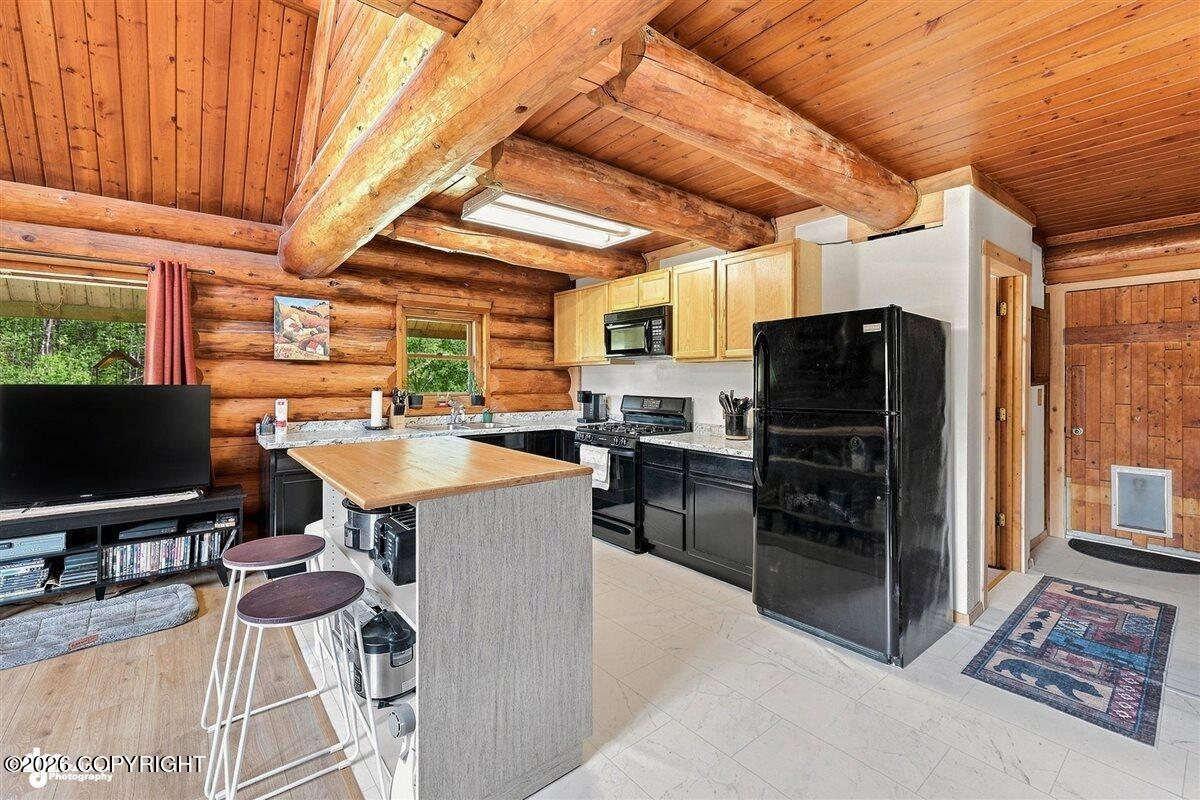 32420 Kingfisher Place Property Photo 12