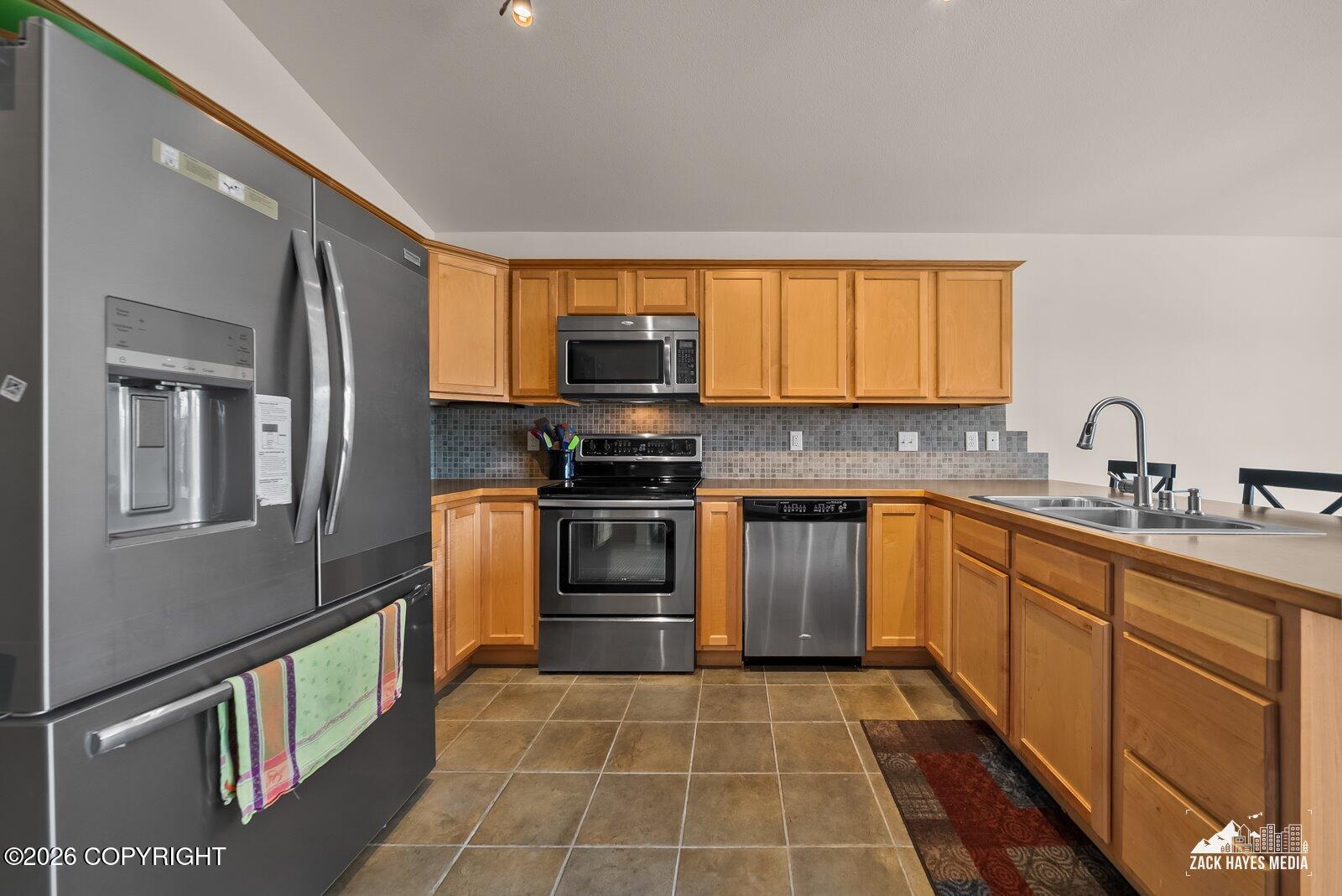 5635 Sapphire Loop #20a Property Photo 24