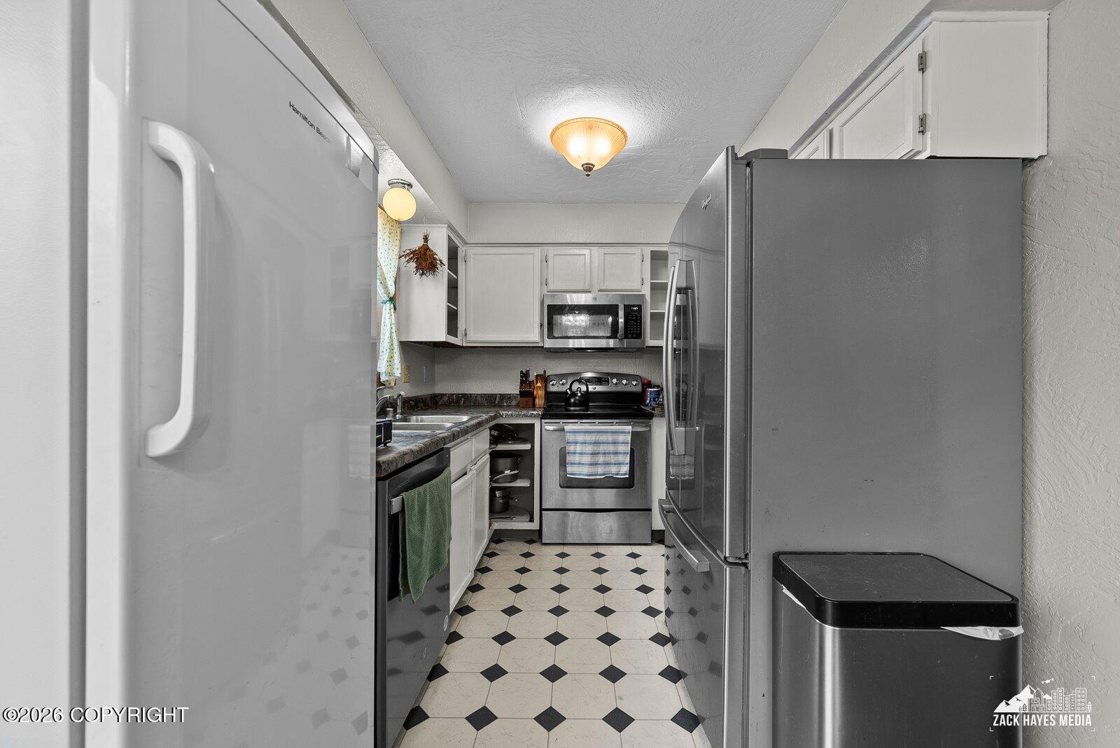 6101 Gross Drive Property Photo 18