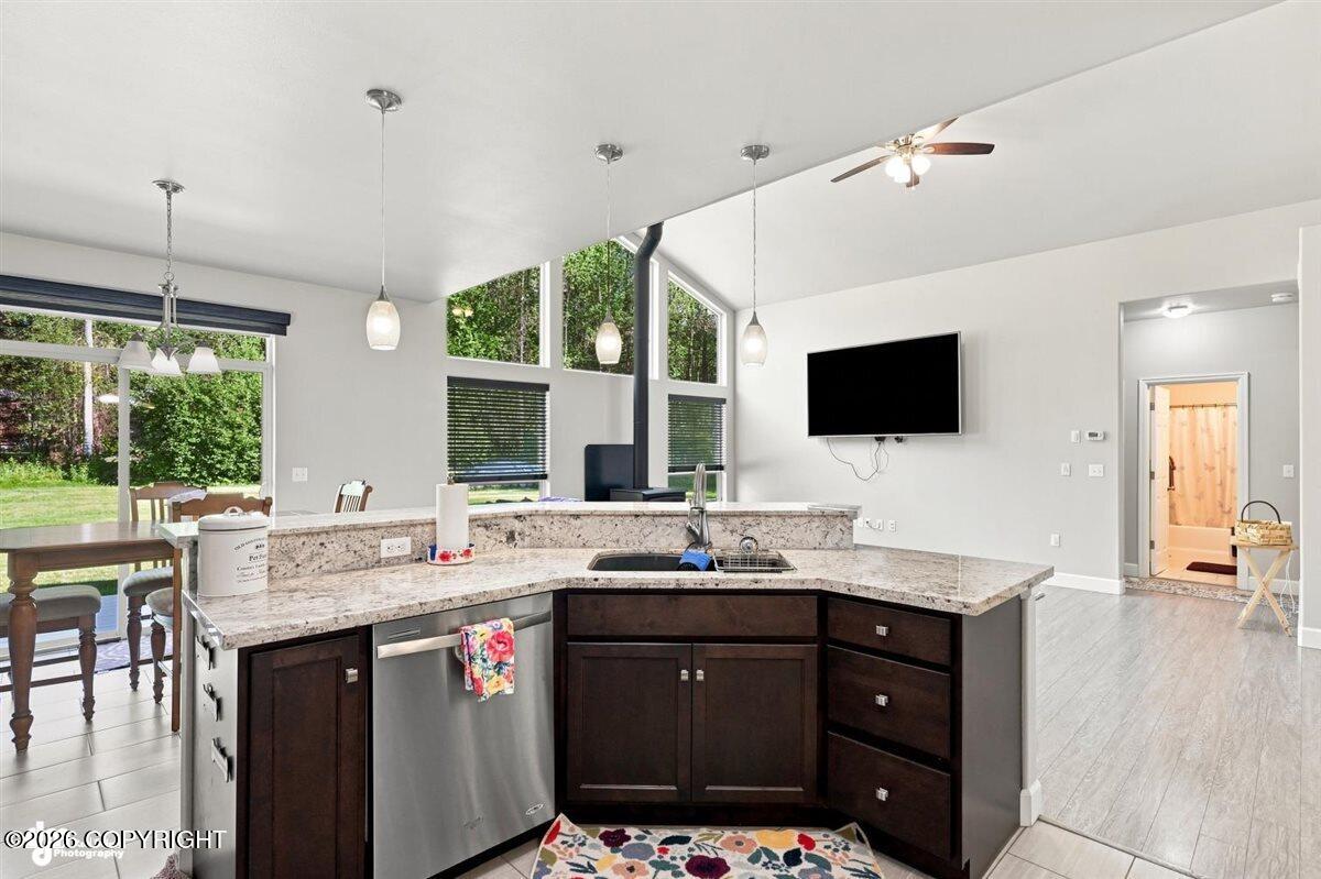 20815 Helluva Street Property Photo 6