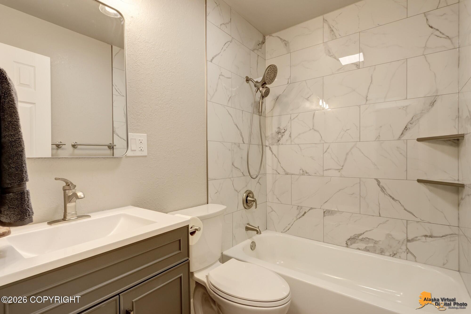 7741 Maryland Avenue Property Photo 21
