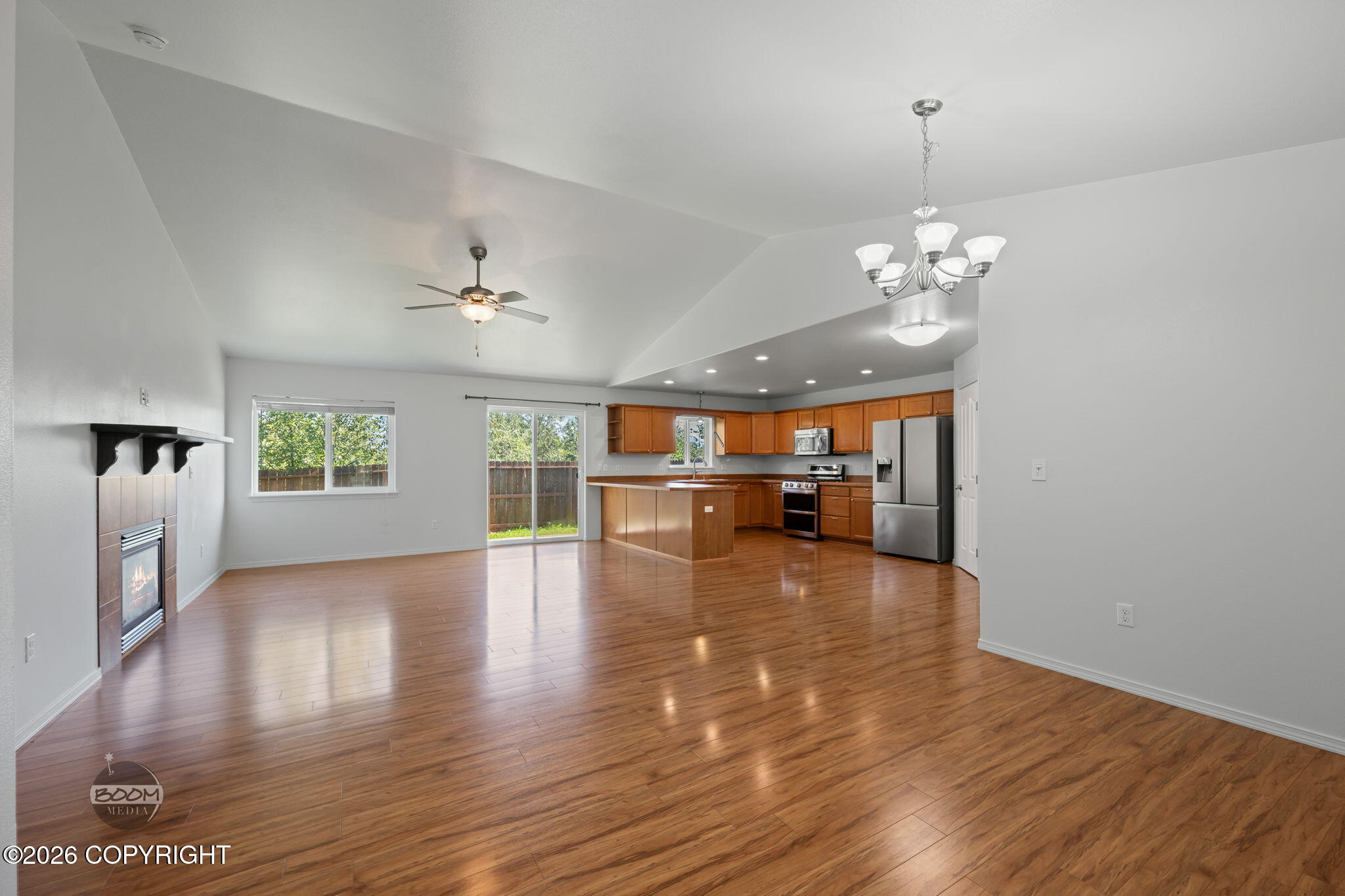 1141 N Elkhorn Drive Property Photo 2