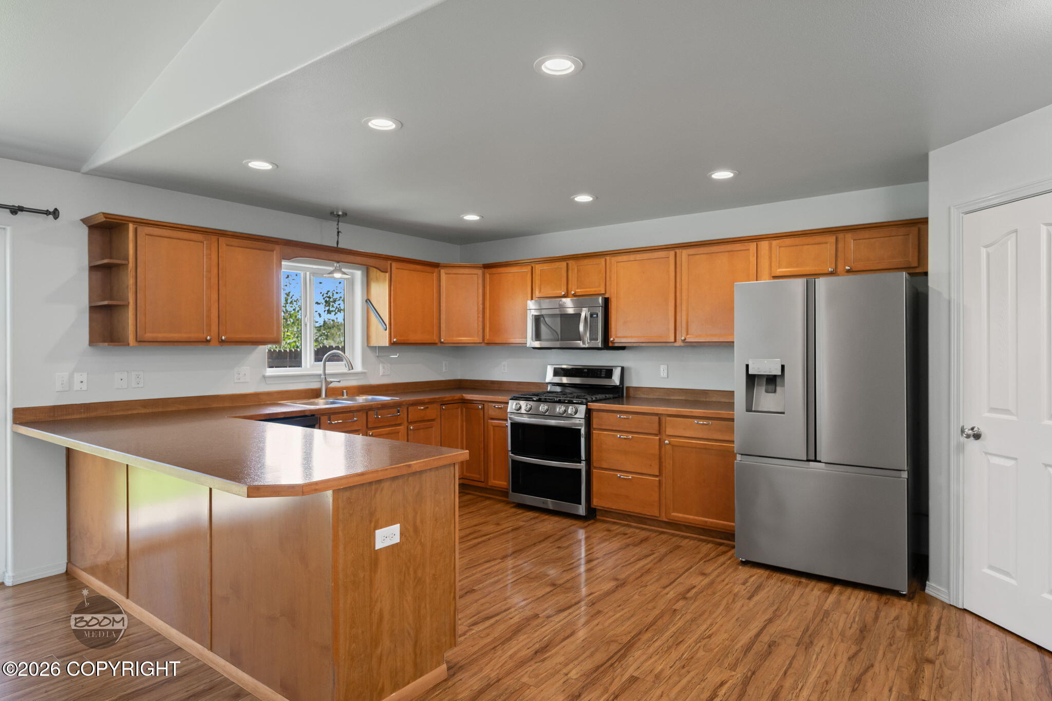 1141 N Elkhorn Drive Property Photo 3
