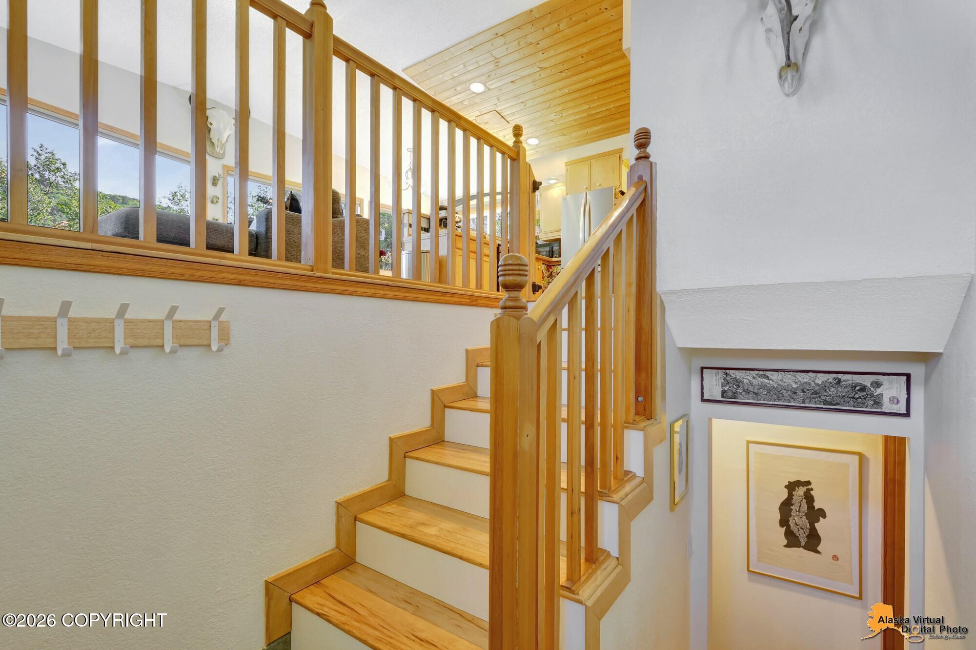 12459 Ridge Place Property Photo 4