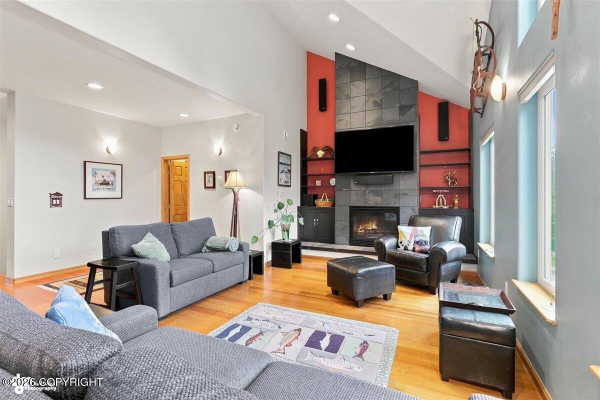 304 Arlberg Avenue #a Property Photo 6