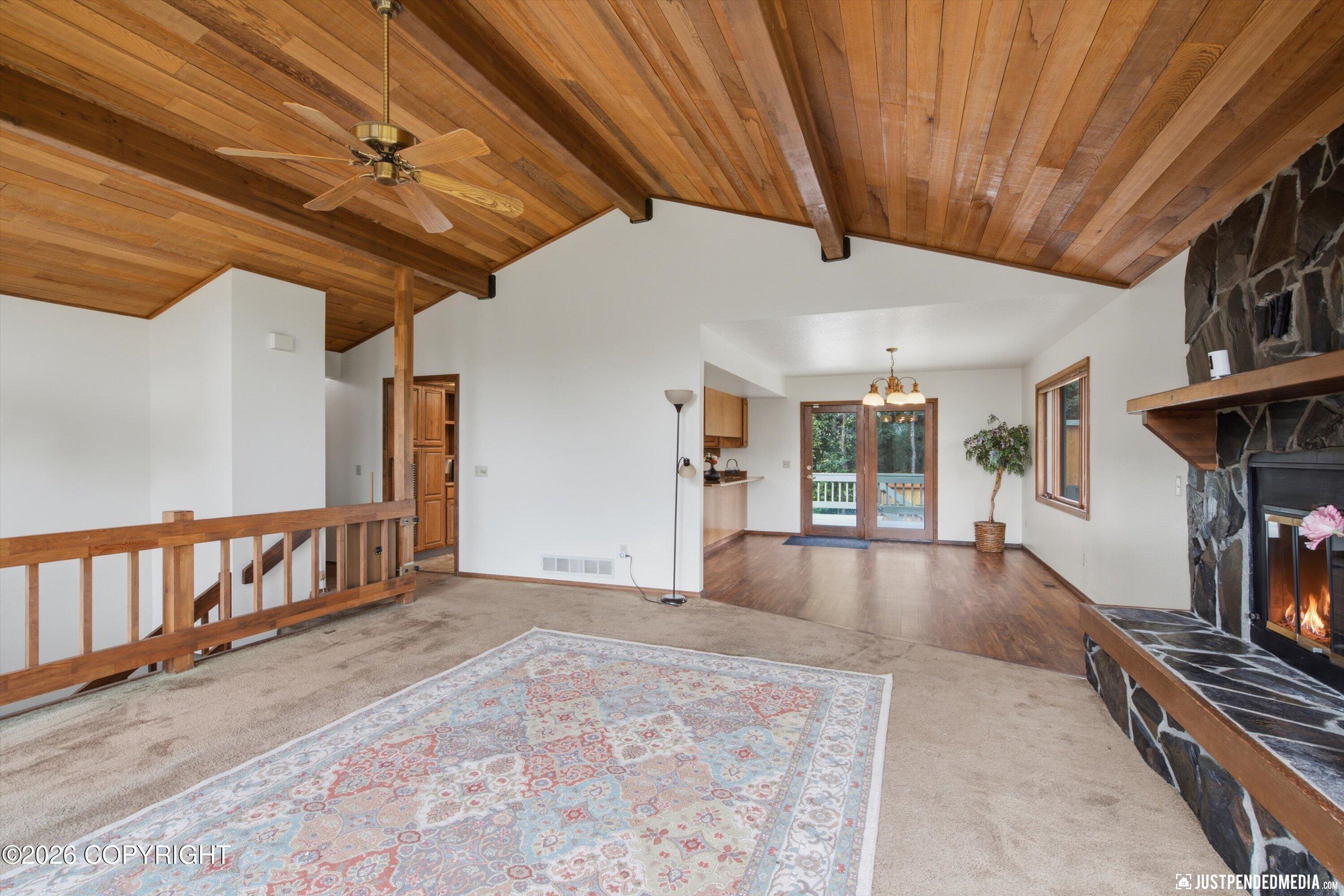 6981 W Leckwold Drive Property Photo 7