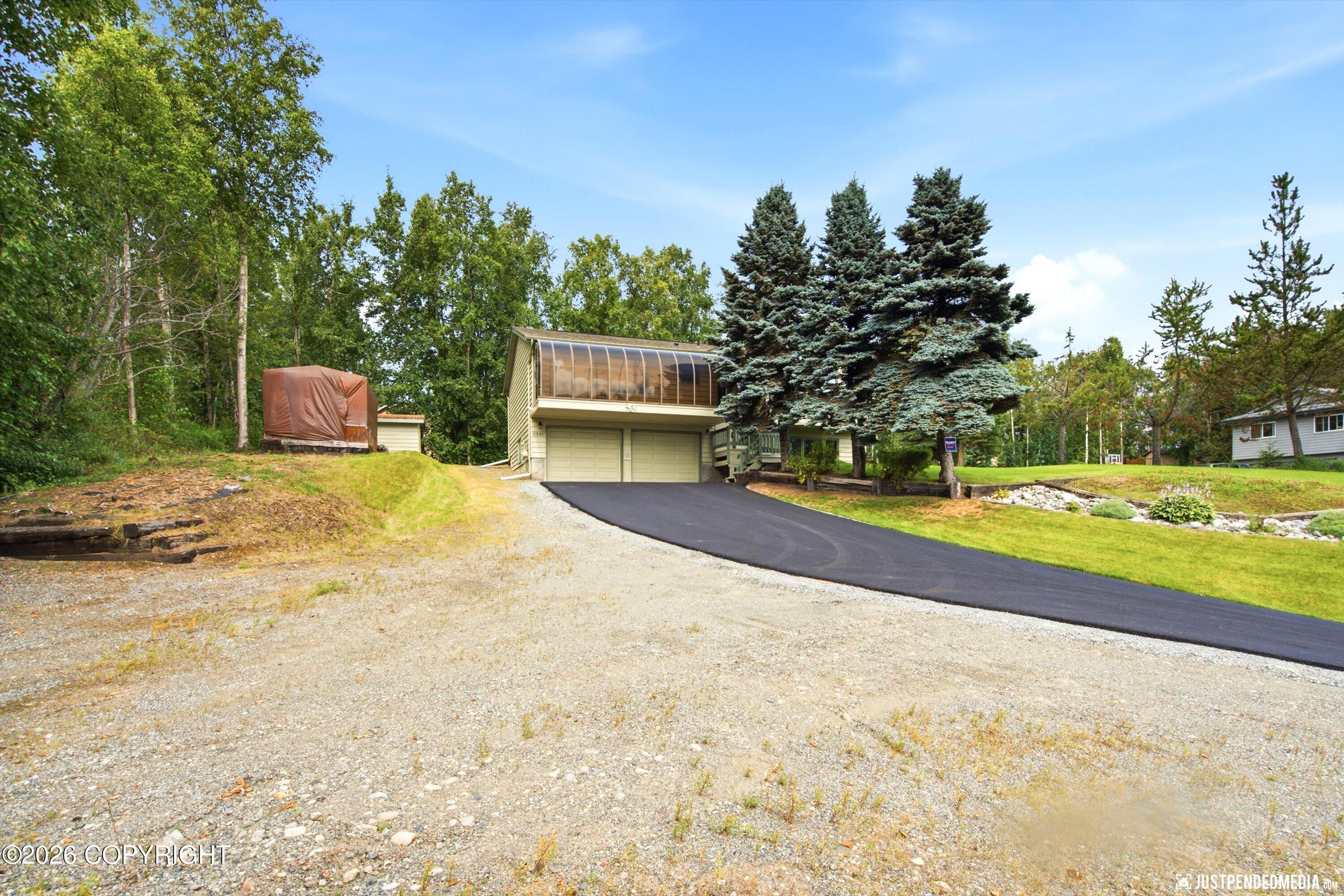 6981 W Leckwold Drive Property Photo 28