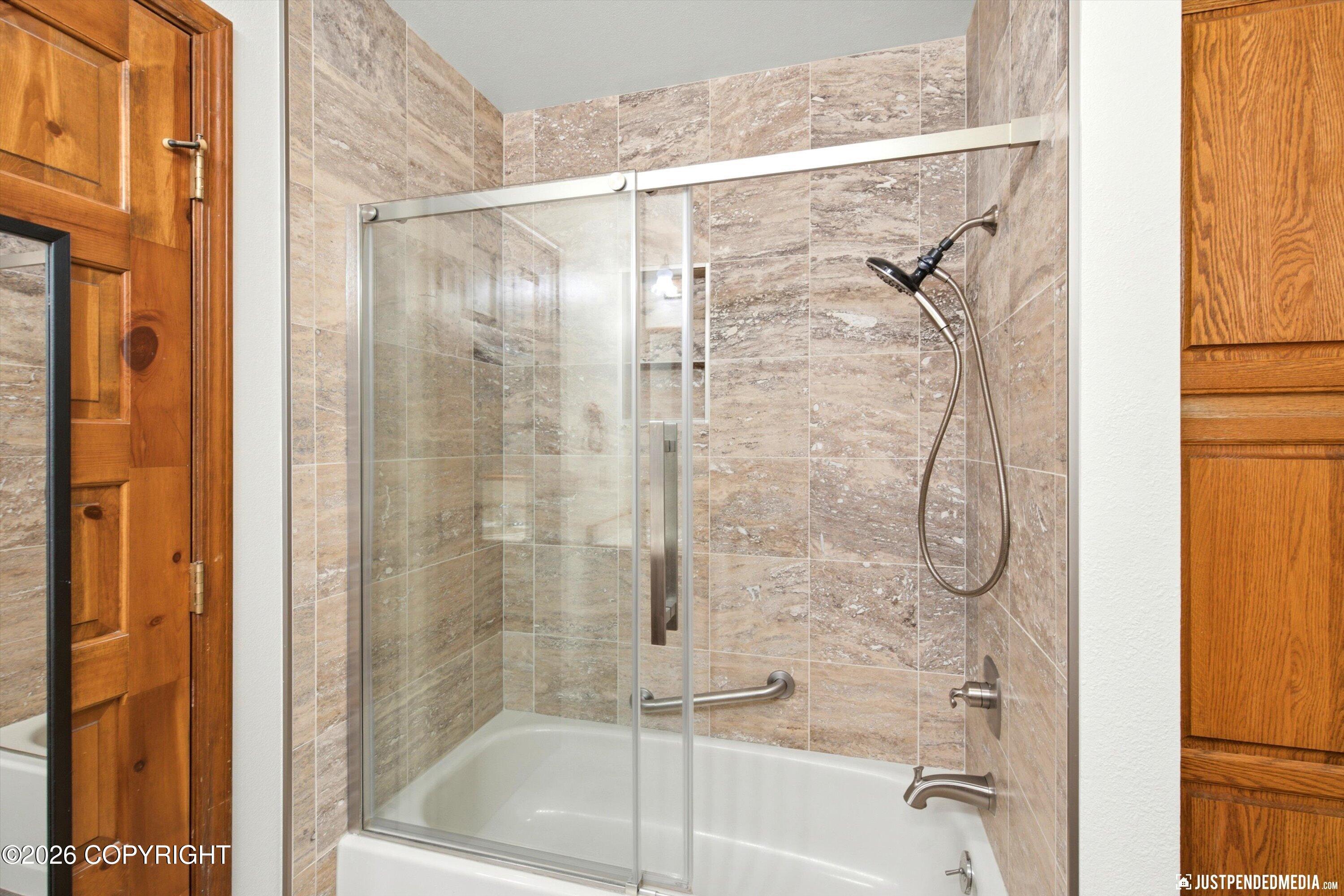 6981 W Leckwold Drive Property Photo 29