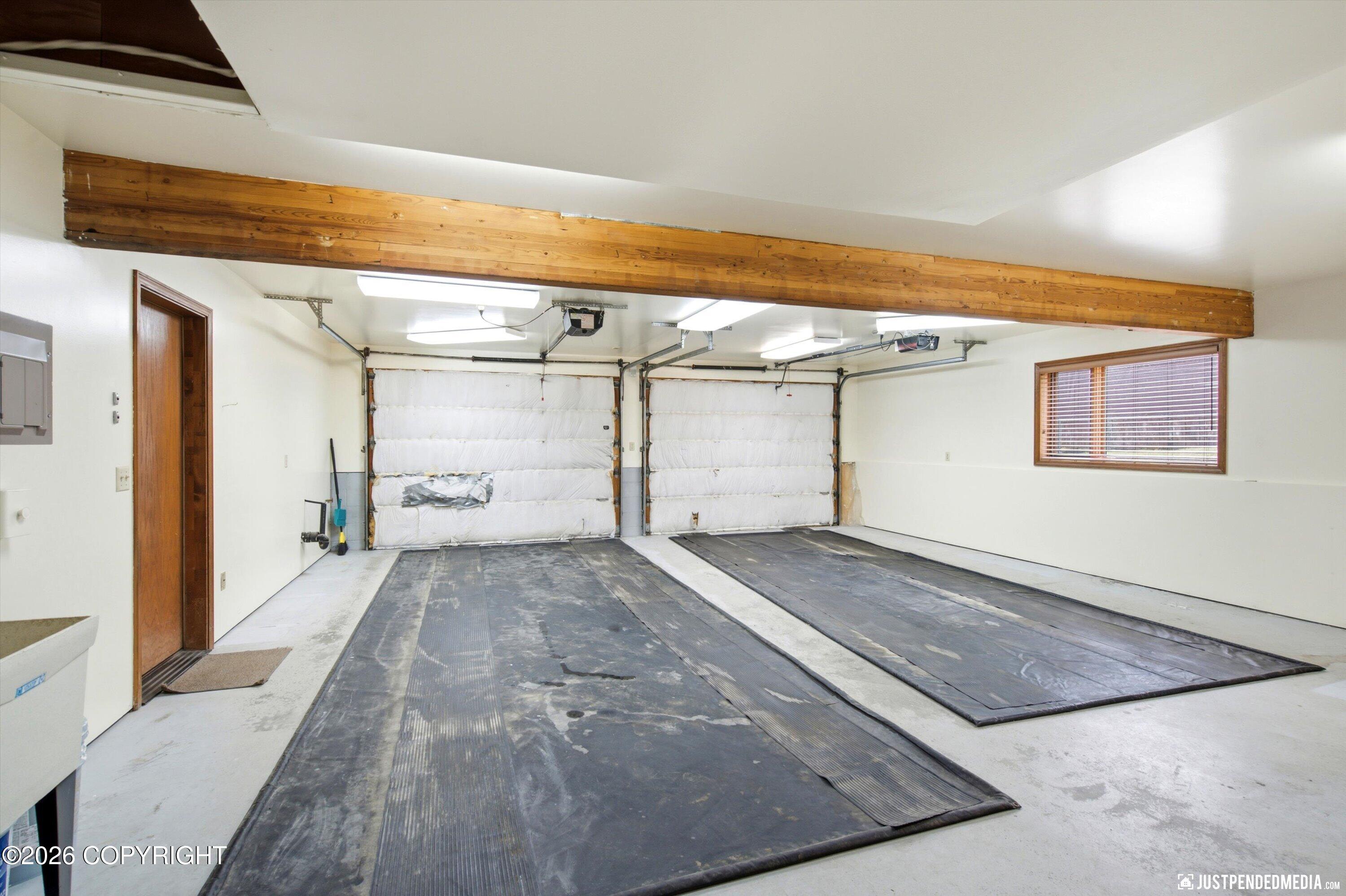 6981 W Leckwold Drive Property Photo 41