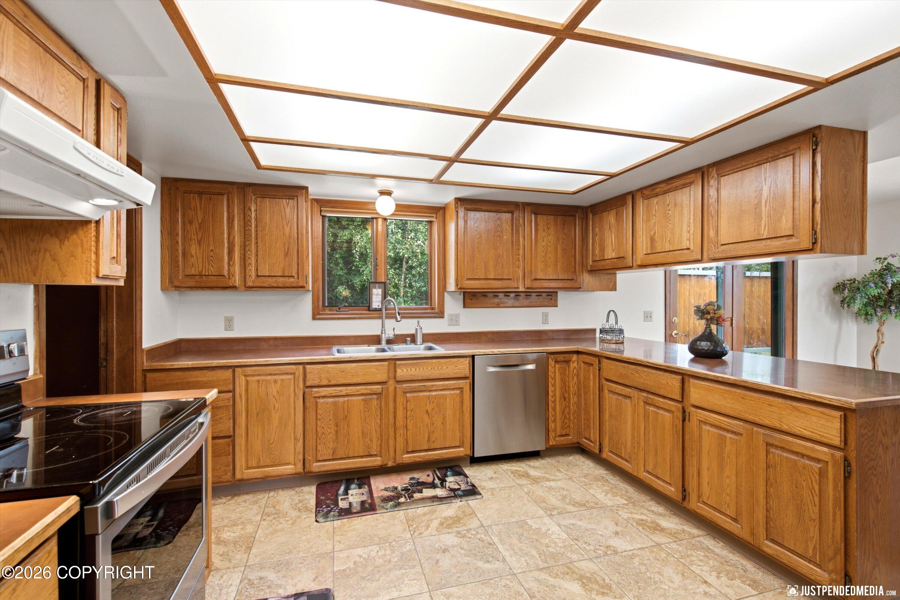 6981 W Leckwold Drive Property Photo 49