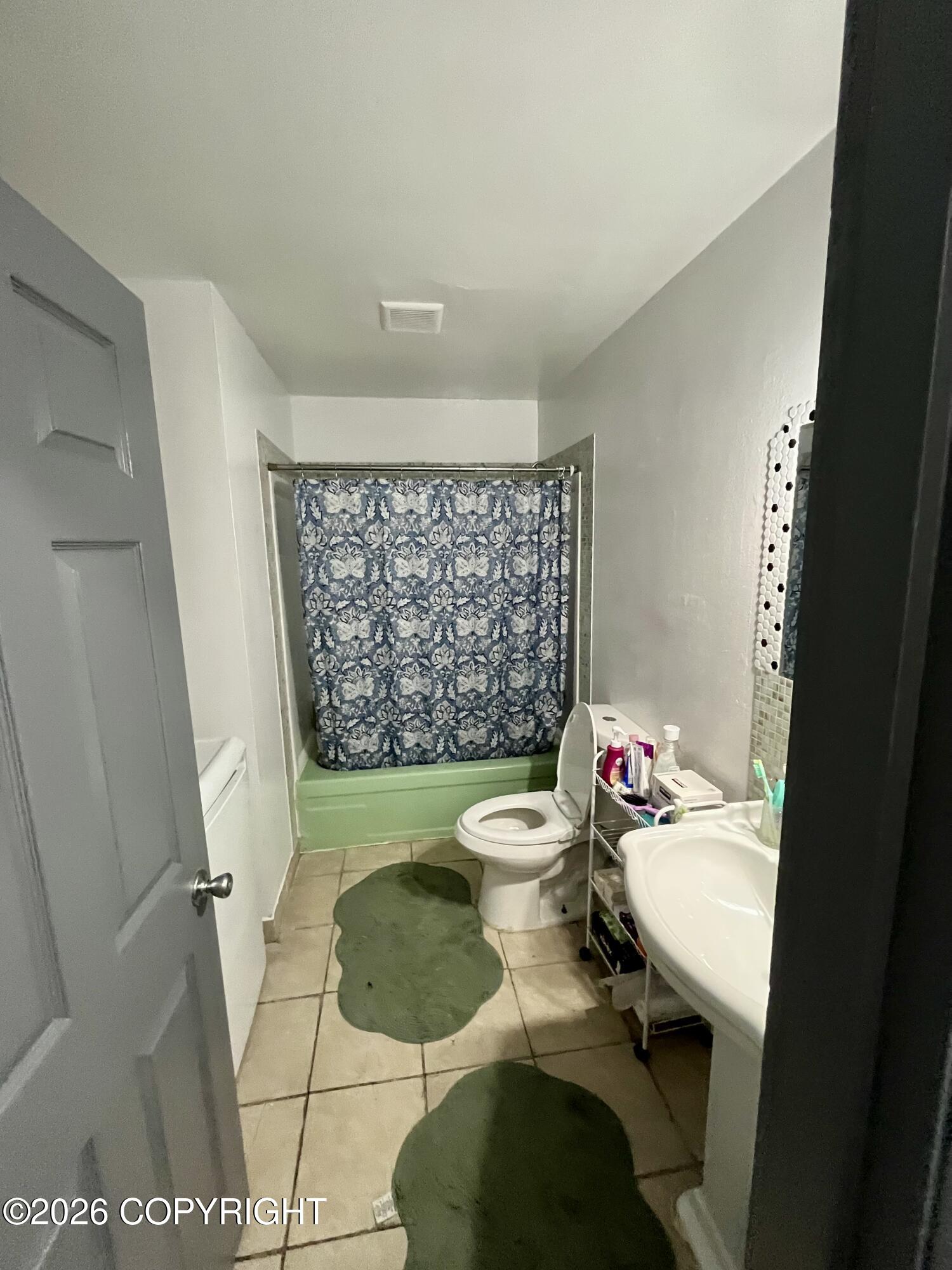 4208 Mcphee Avenue Property Photo 6