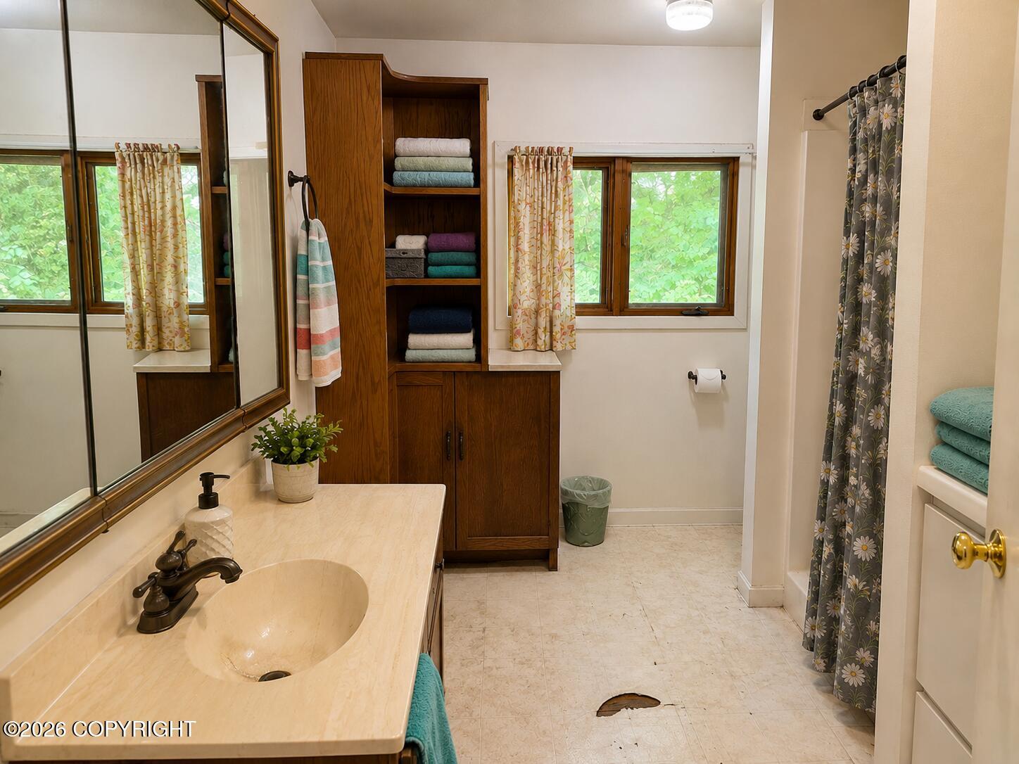 347 Cassiar Property Photo 16