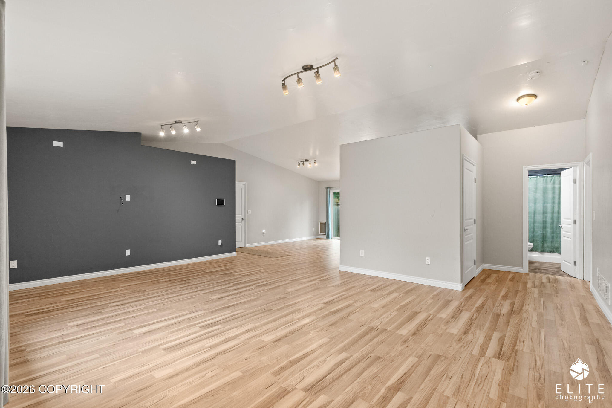3750 Matthews Drive Property Photo 10