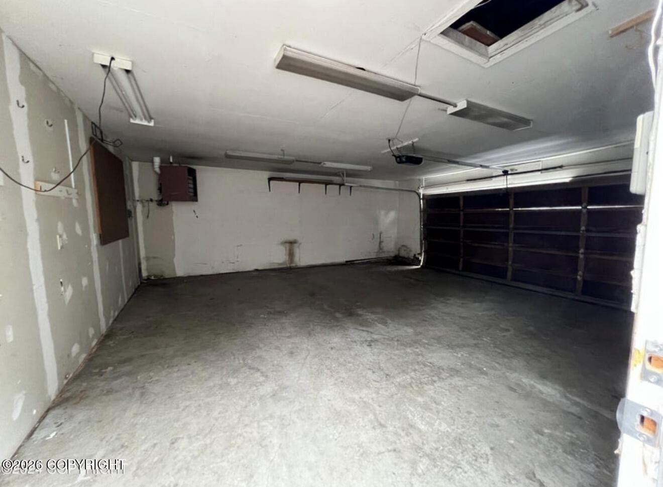 924 W 77th Avenue Property Photo 8