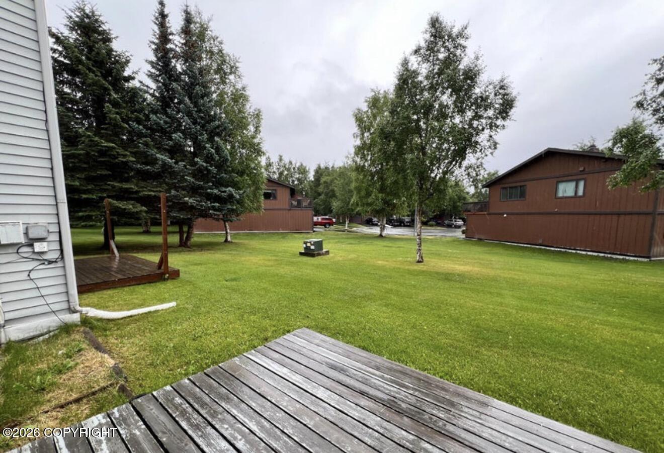 924 W 77th Avenue Property Photo 10