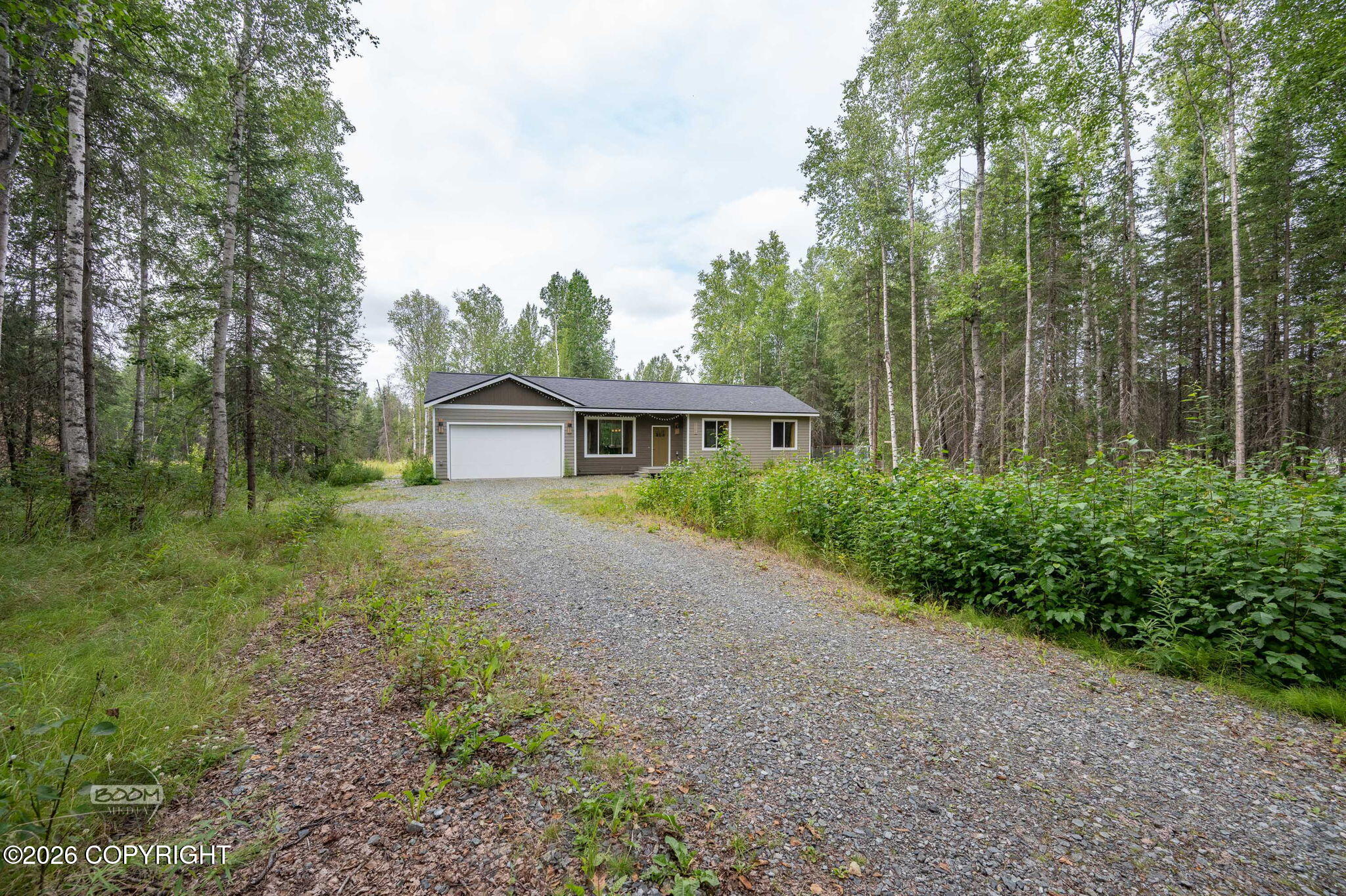 17620 Birchtree Street Property Photo 4