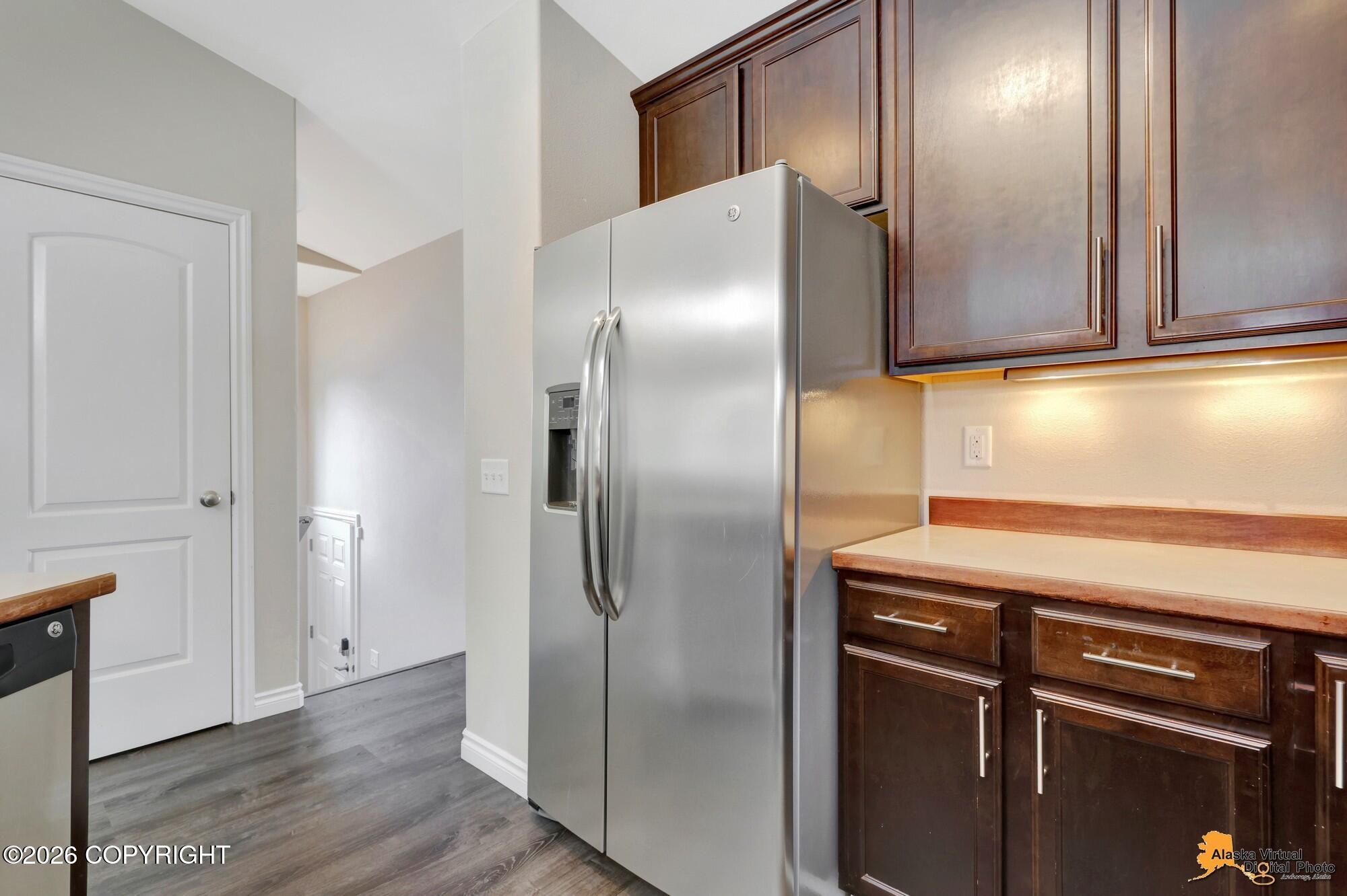 10341 Valley Park Drive Property Photo 12