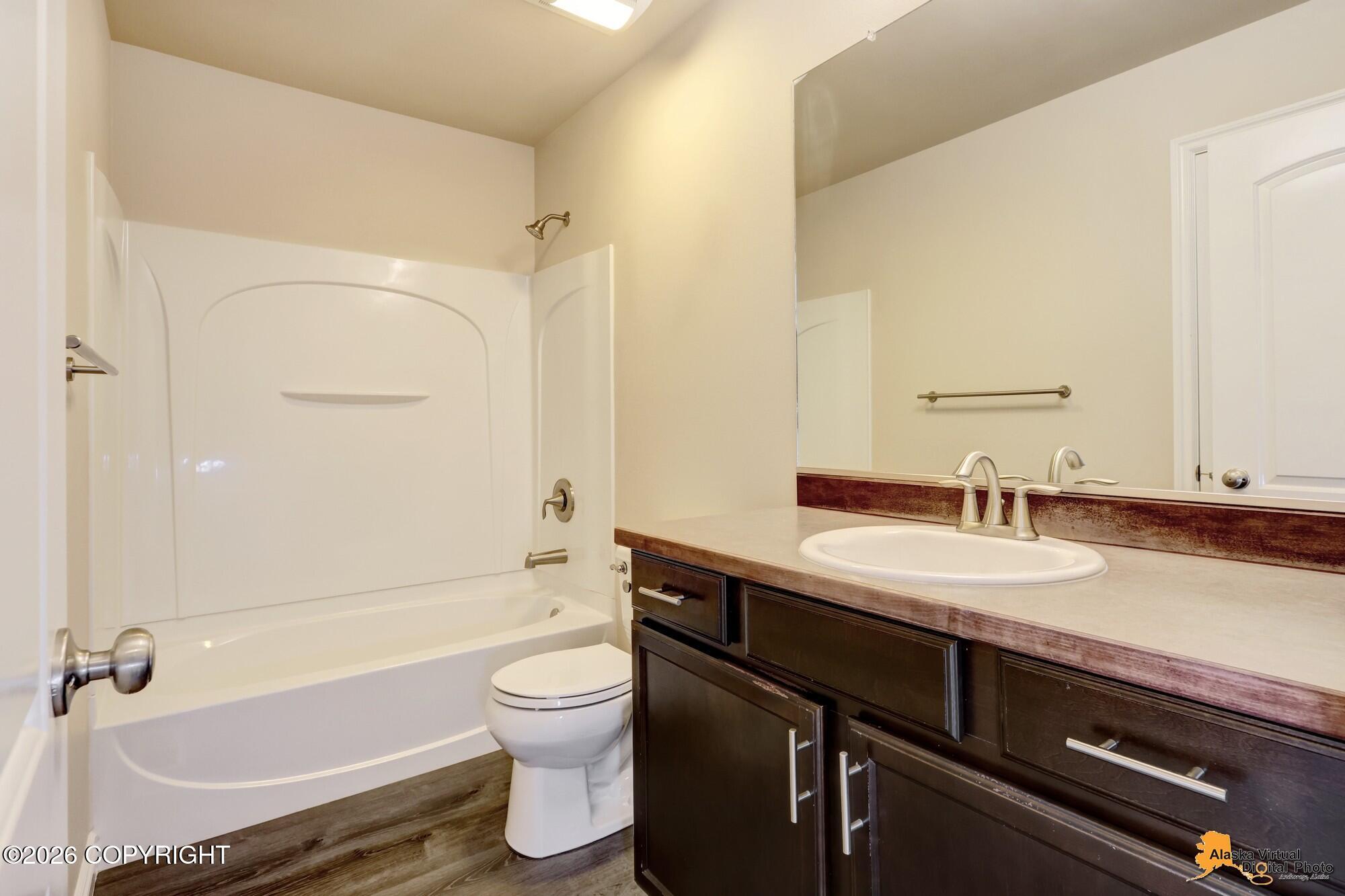 10341 Valley Park Drive Property Photo 18