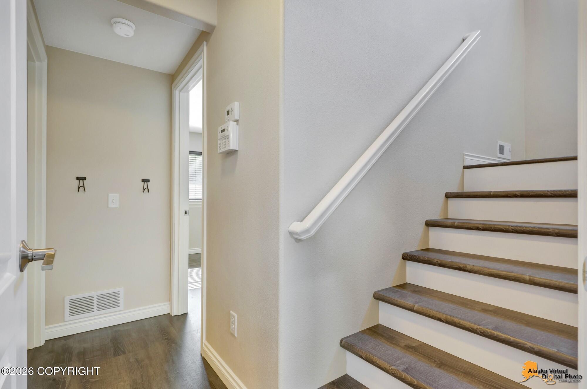 10341 Valley Park Drive Property Photo 19