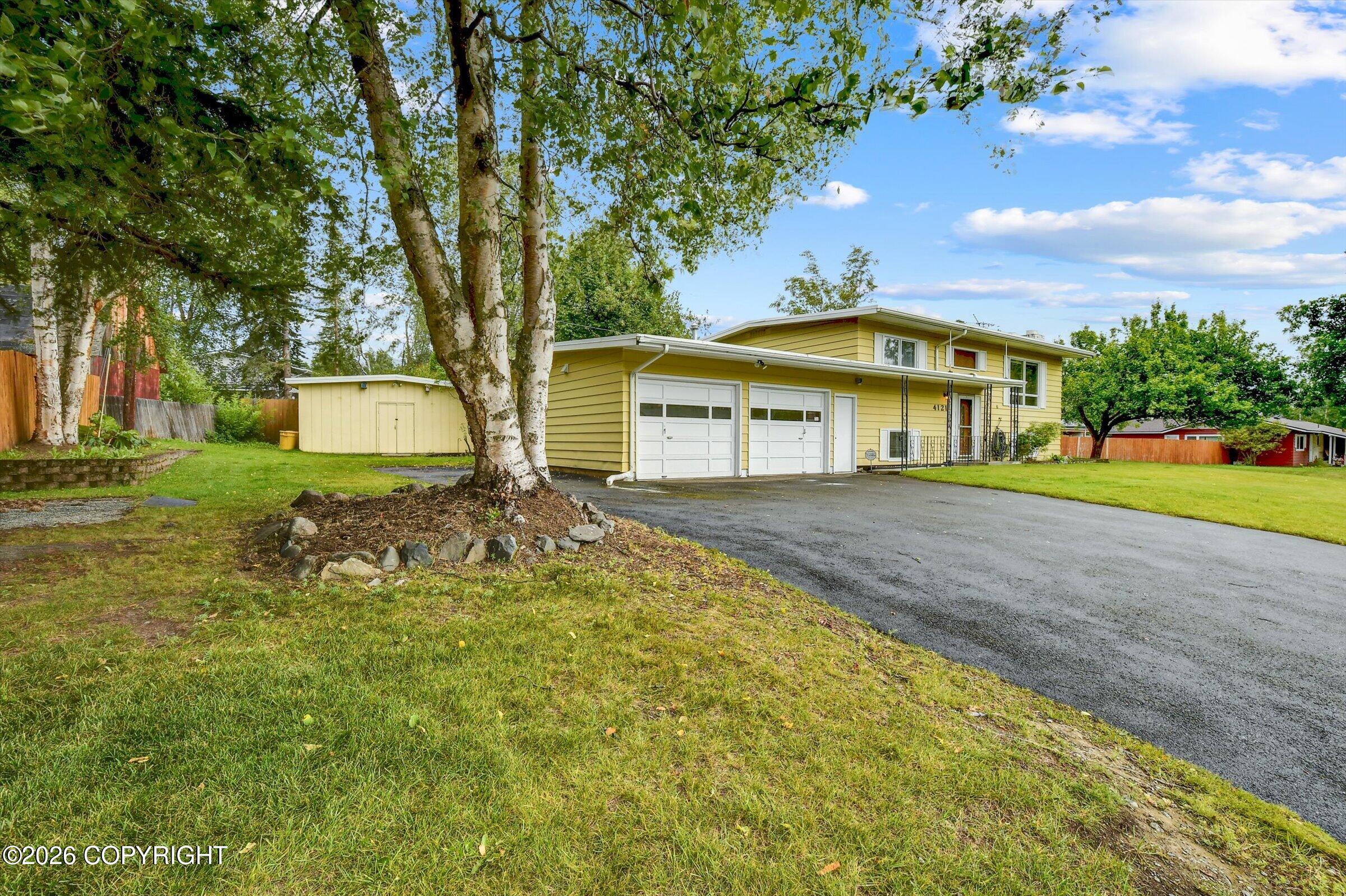4121 Irene Drive Property Photo 3