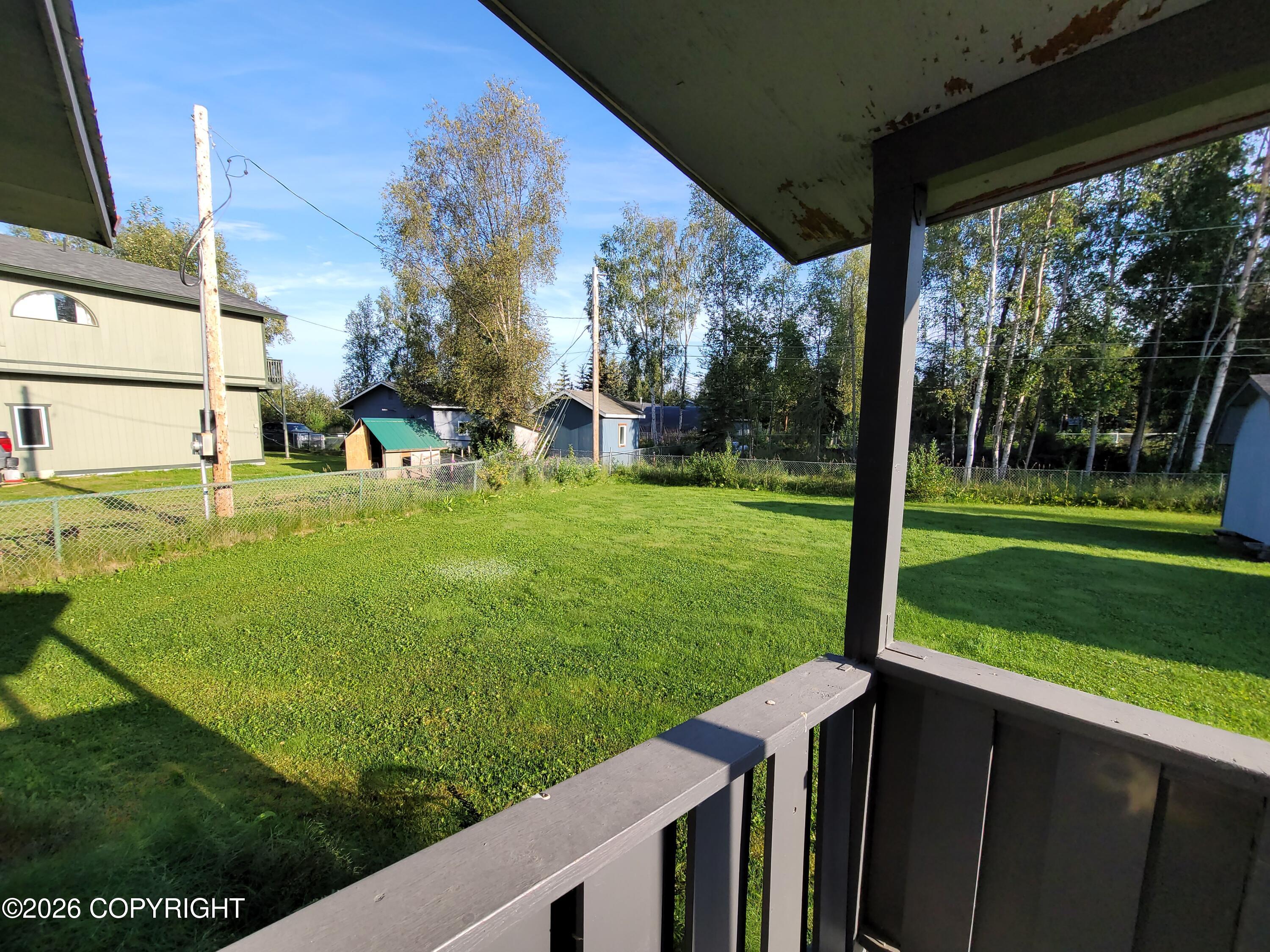44956 E Spruce Avenue Property Photo 3