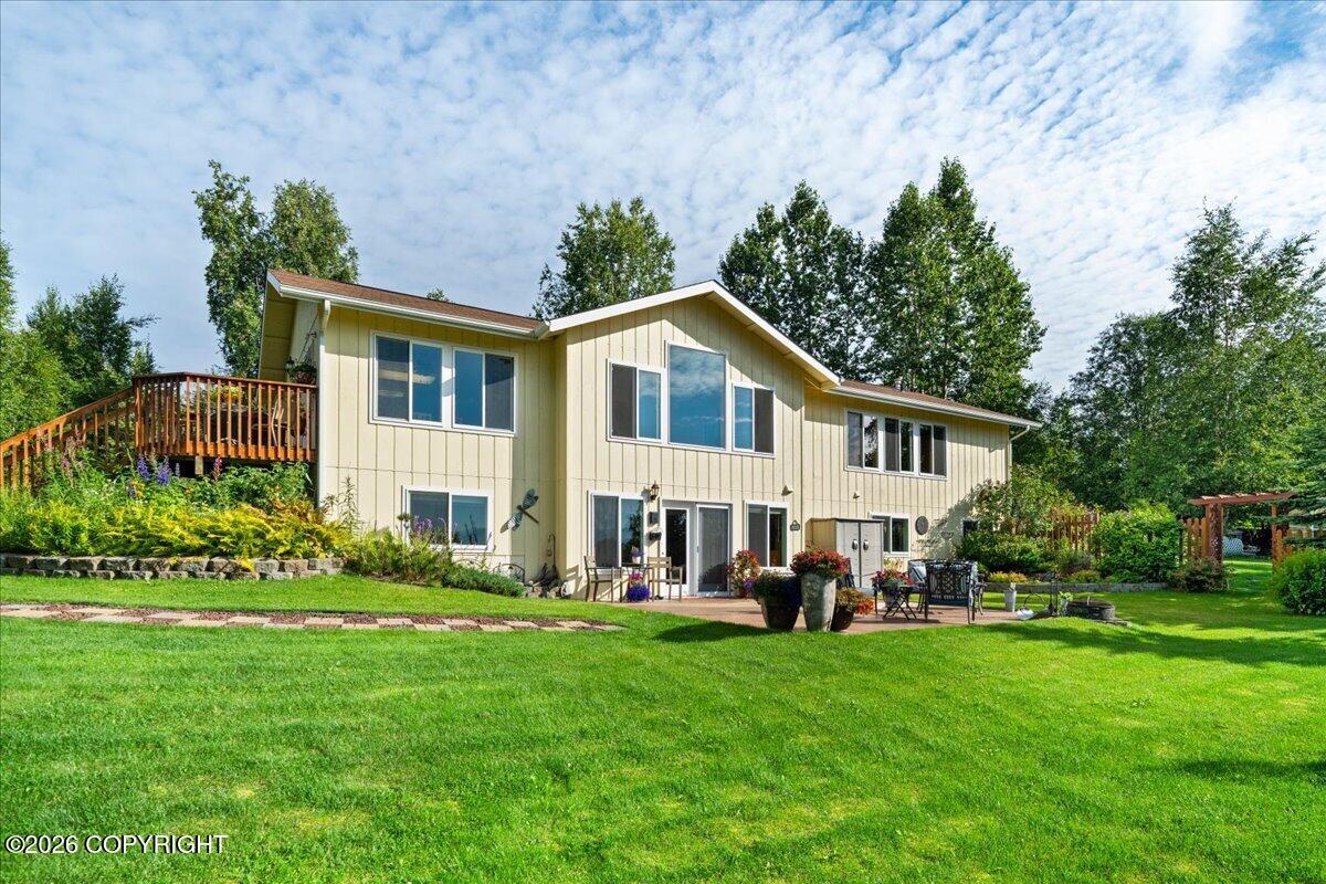 2276 E Ridgeview Drive Property Photo 3